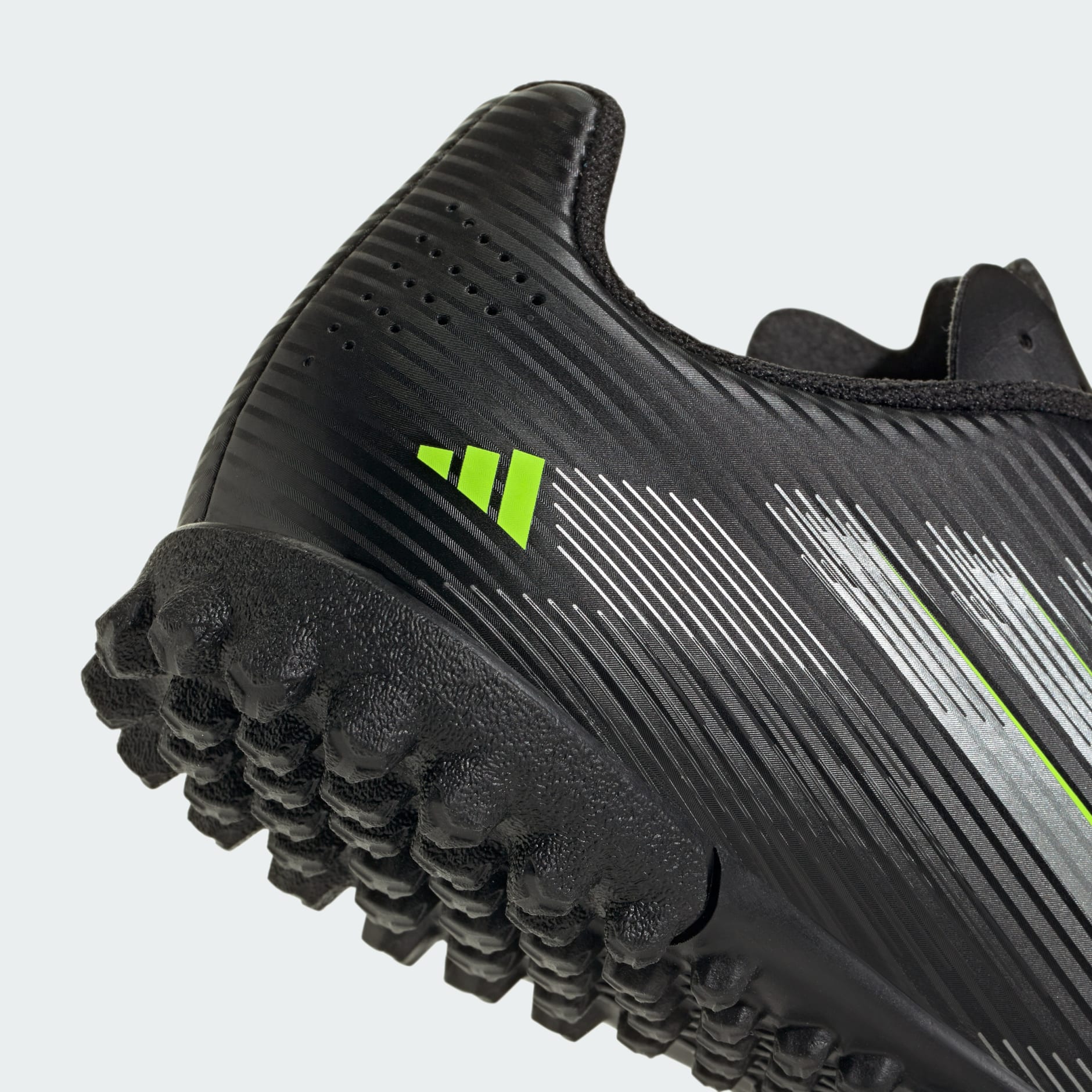 حذاء للأطفال F50 Club Turf