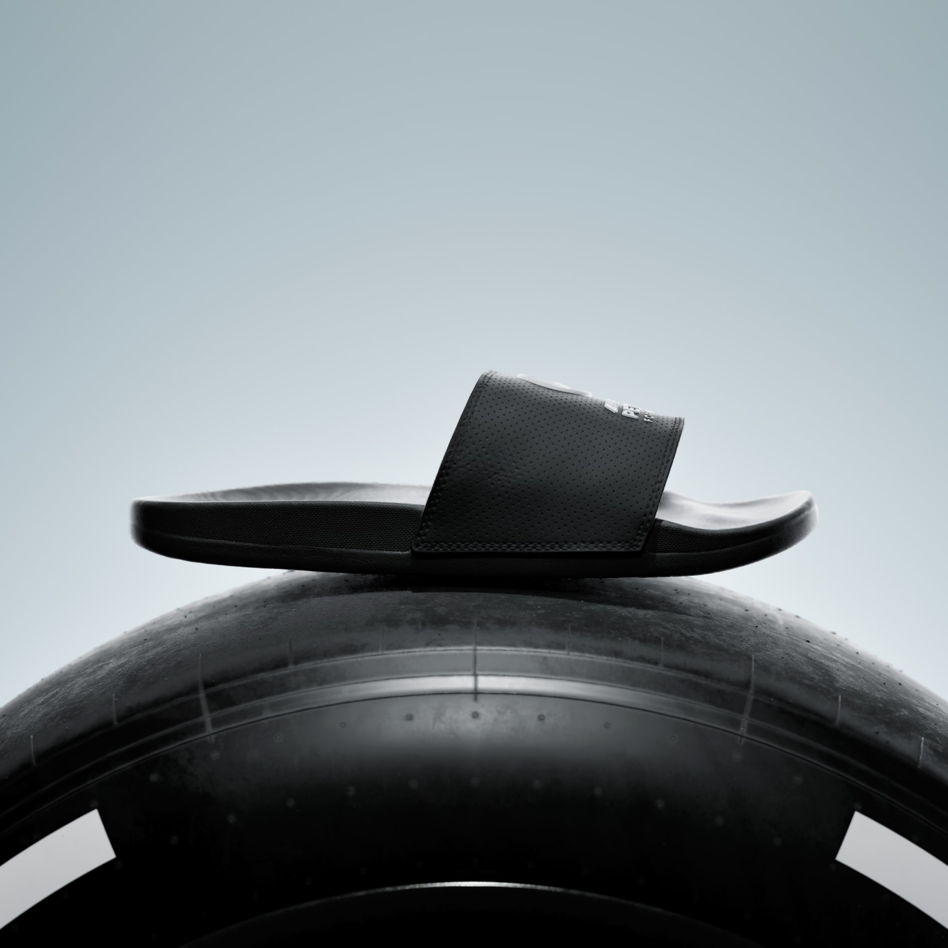 شبشب adilette Comfort MER