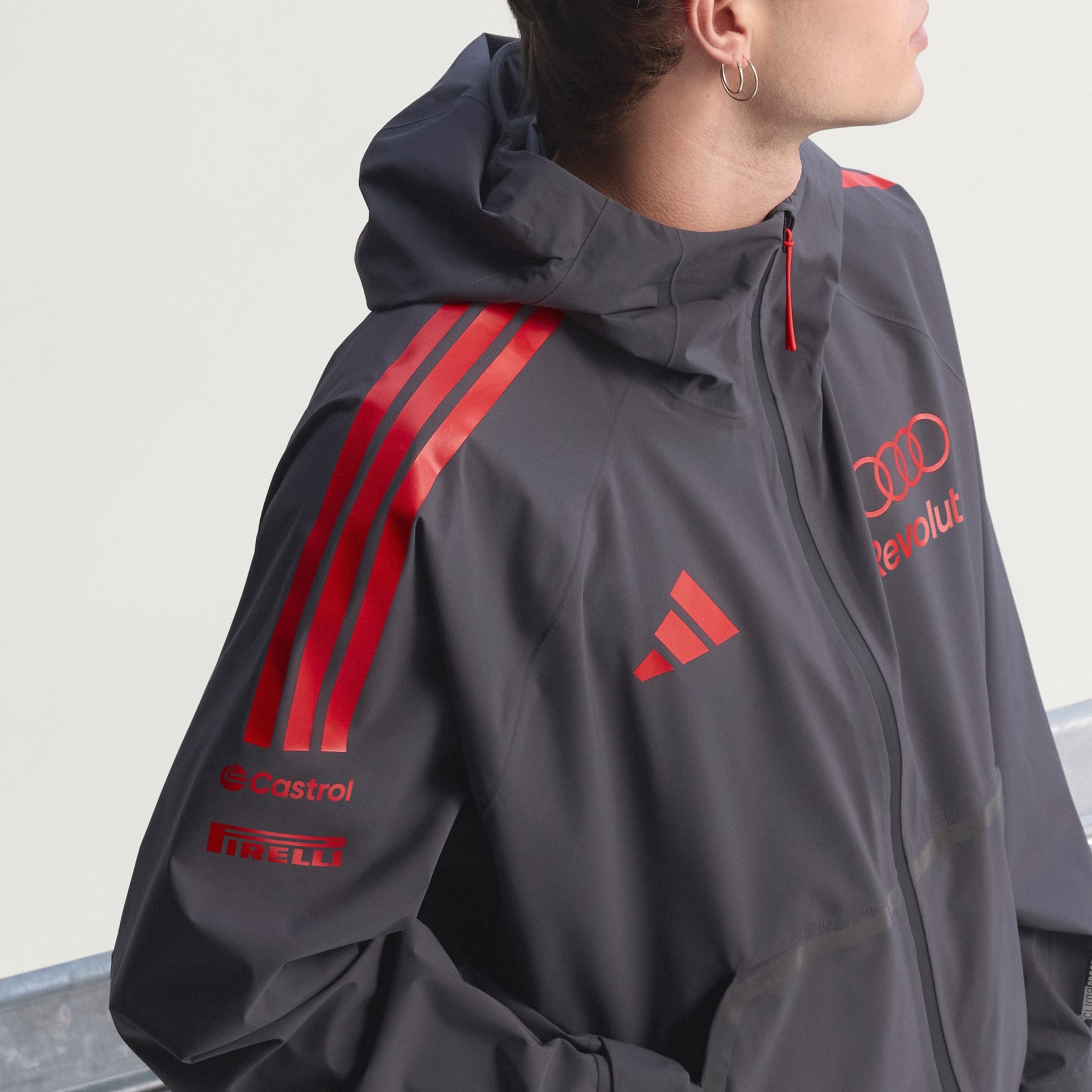 JAKNA ZA KI&Scaron;U AUDI REVOLUT F1 TEAM MECHANICS