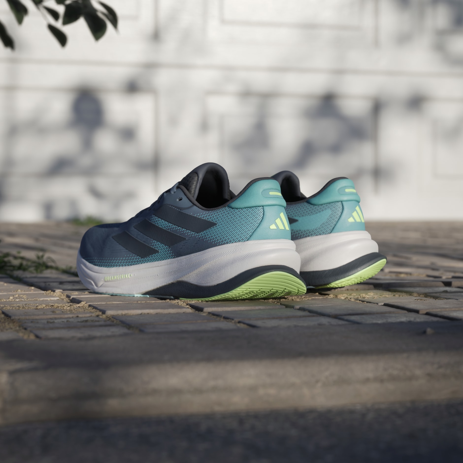 Supernova Solution 2.0 Running Shoes