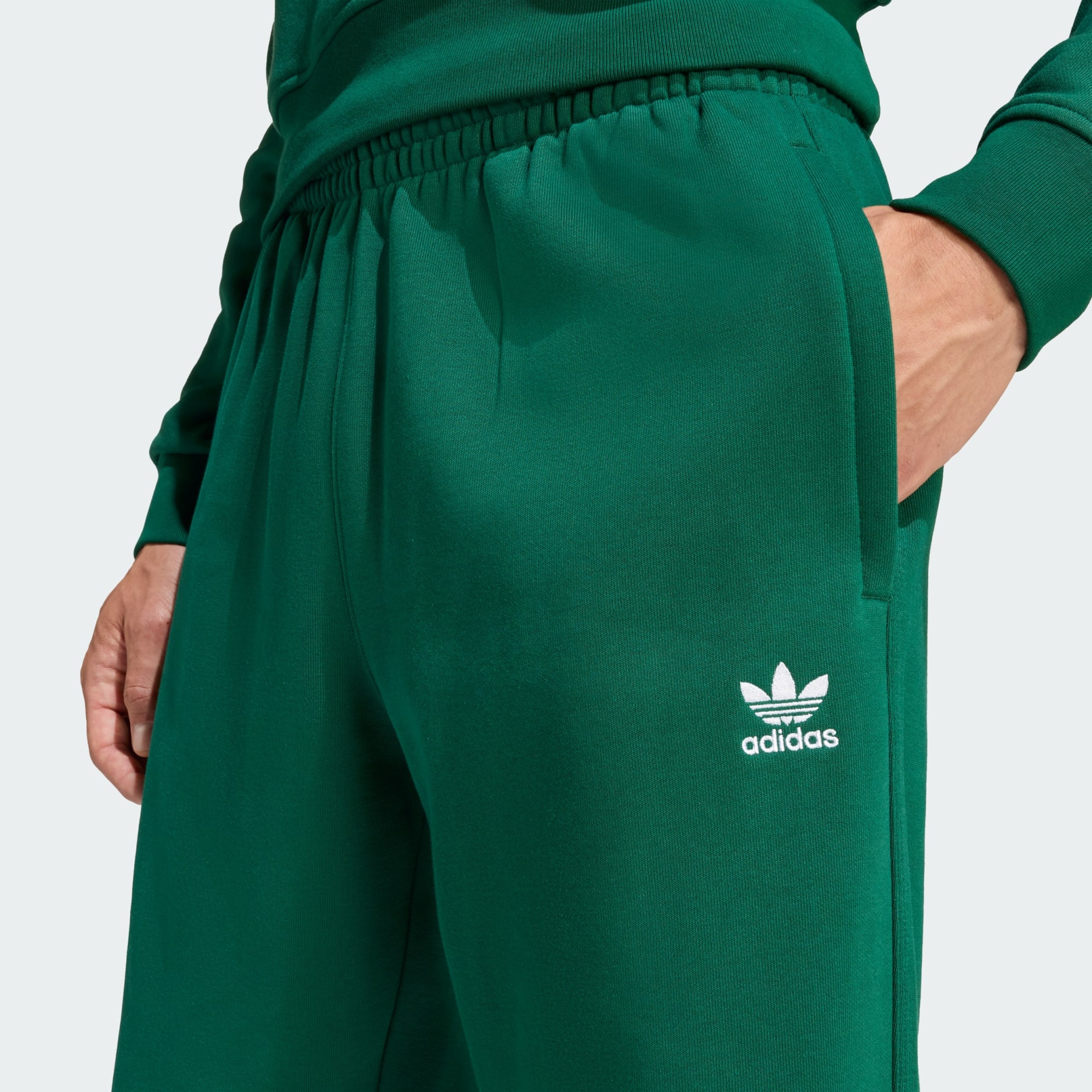 Pantaloni Trefoil Essentials cu tiv deschis