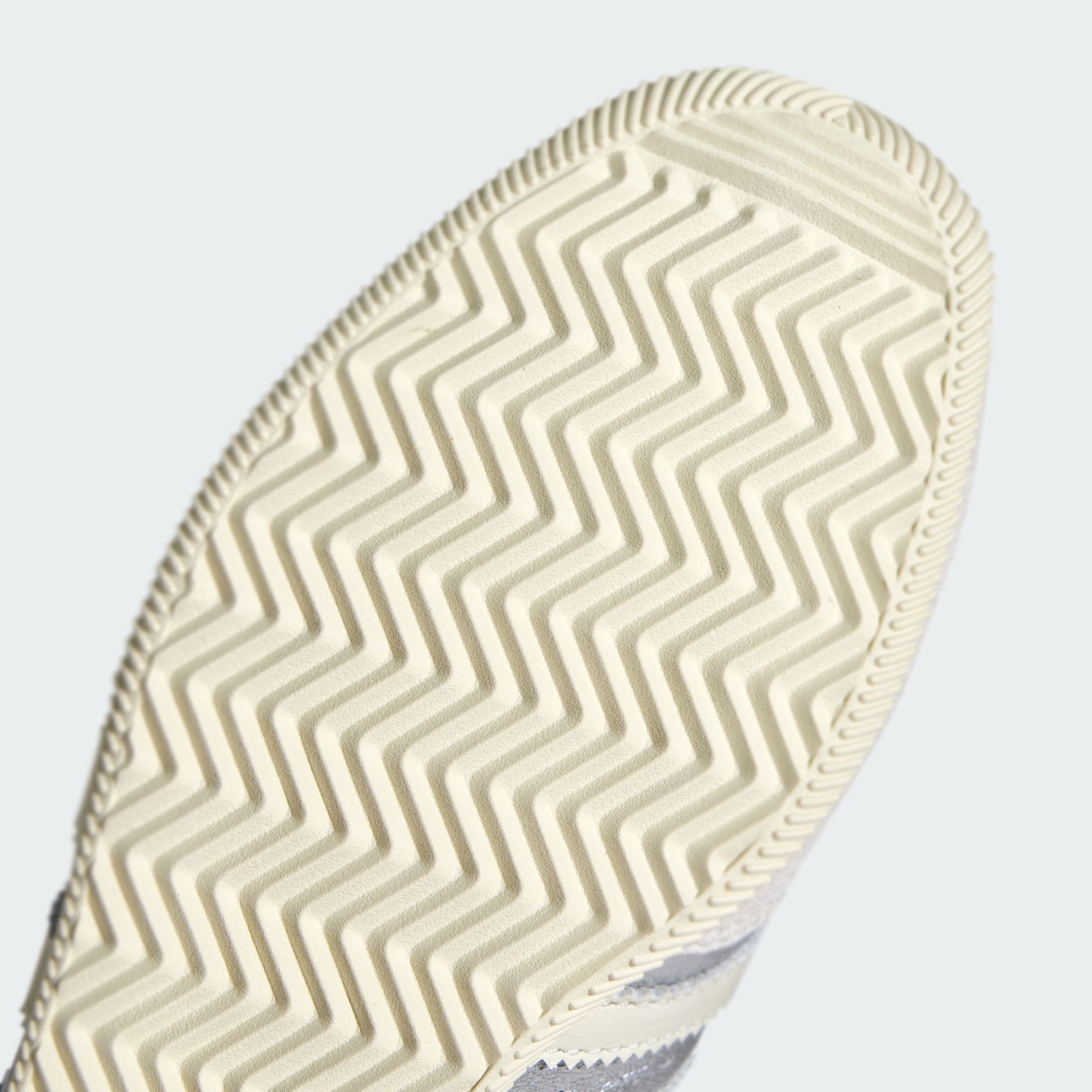 「Japan」運動鞋