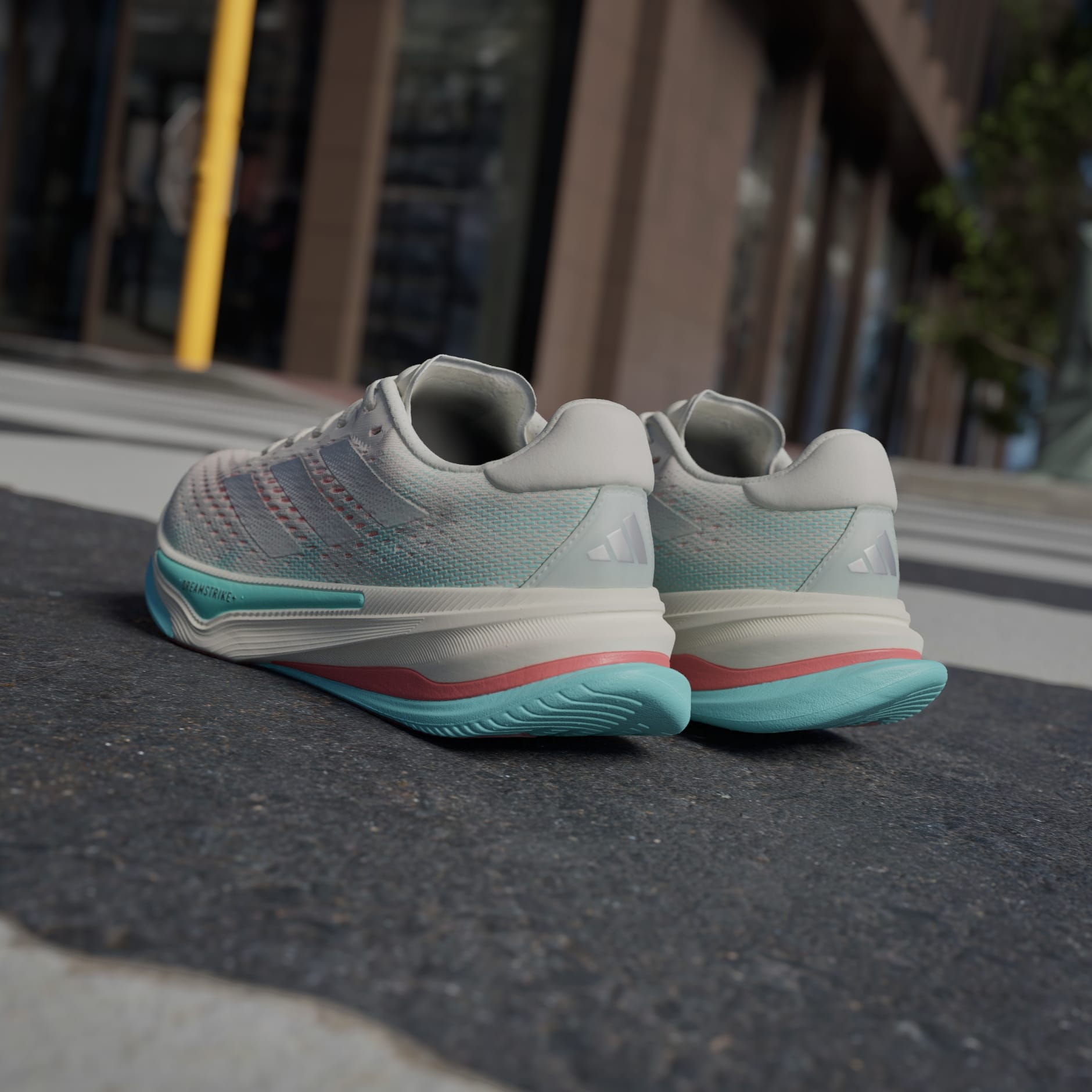 נעלי ריצה Supernova Prima