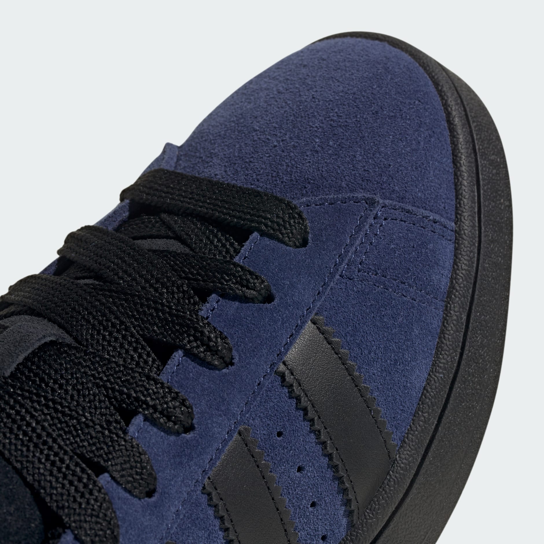 Tenis Campus 00s