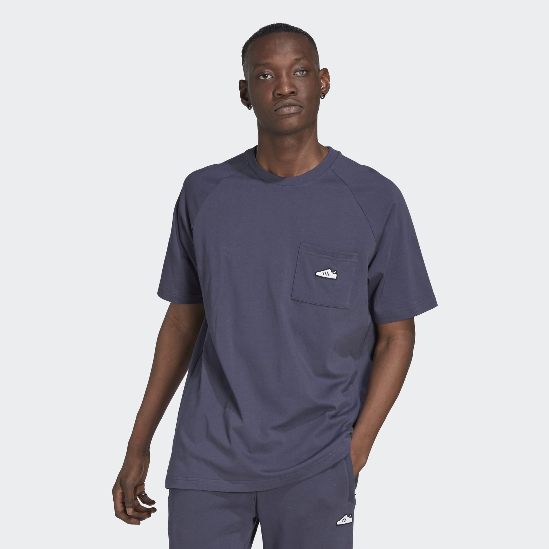 EMBROIDERED TEE