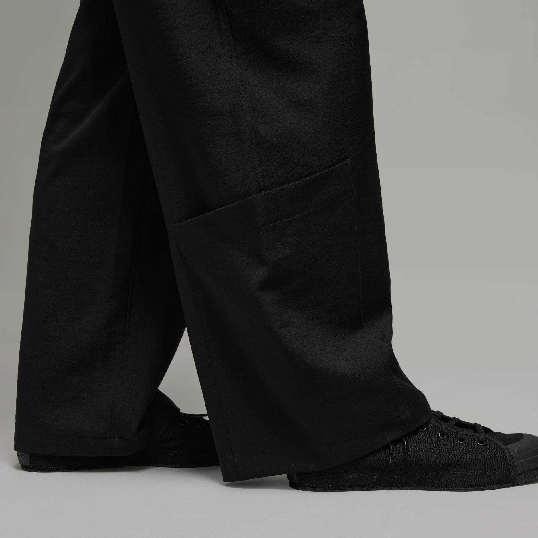 Y-3 Sport Uniform Wide Leg Pants - Black | adidas Hong Kong