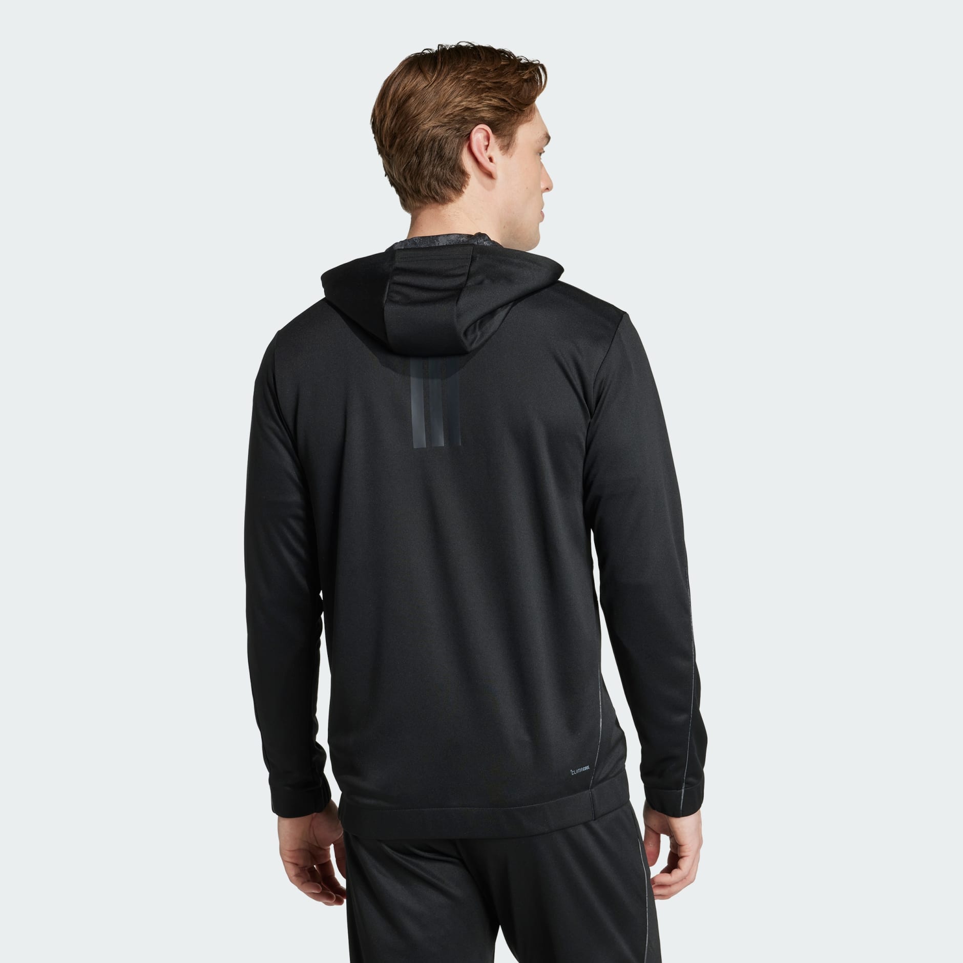 هودي بسحاب كامل من Train Essentials Seasonals