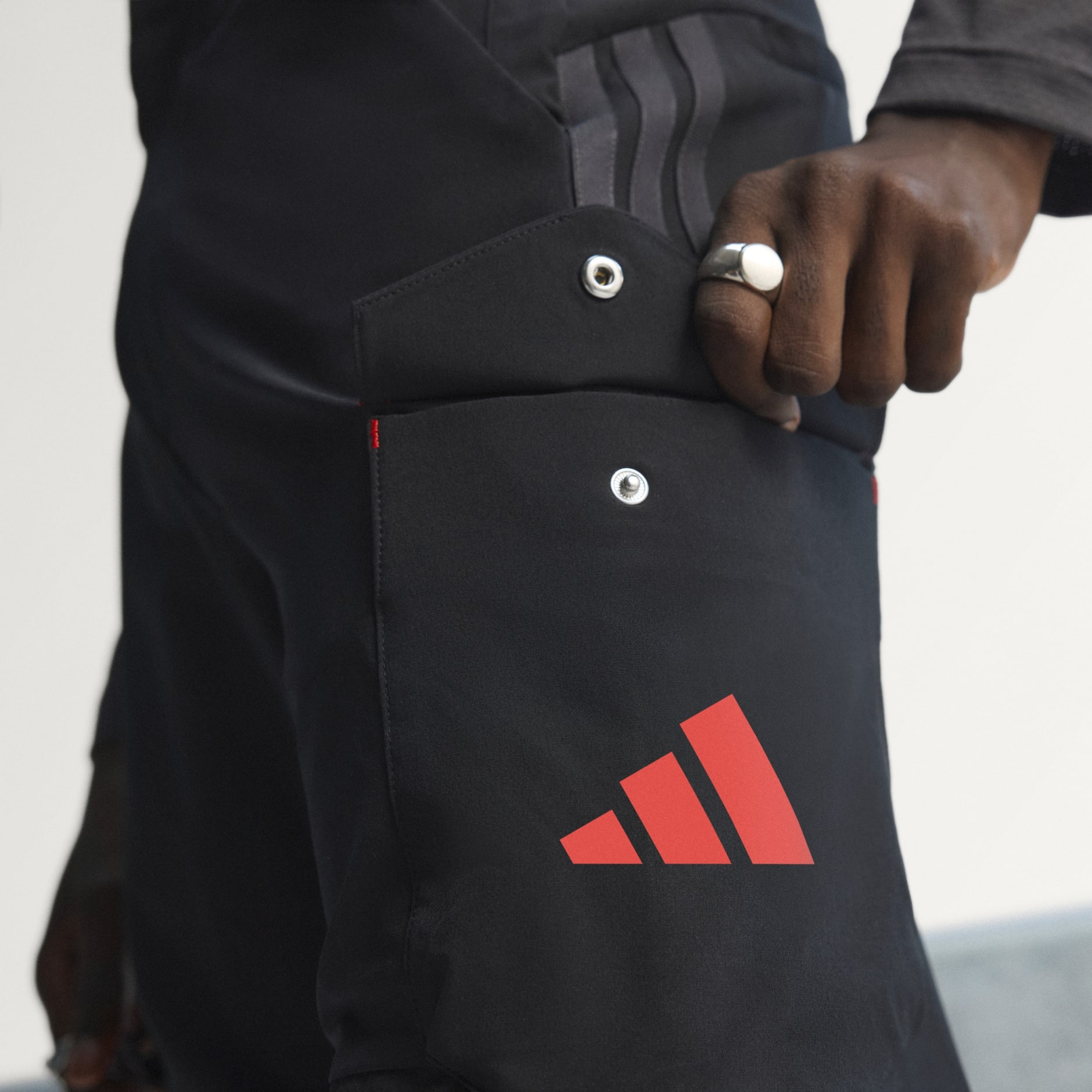 PANTALON AUDI FORMULA ONE TEAM MECHANICS PENTRU BĂRBAȚI