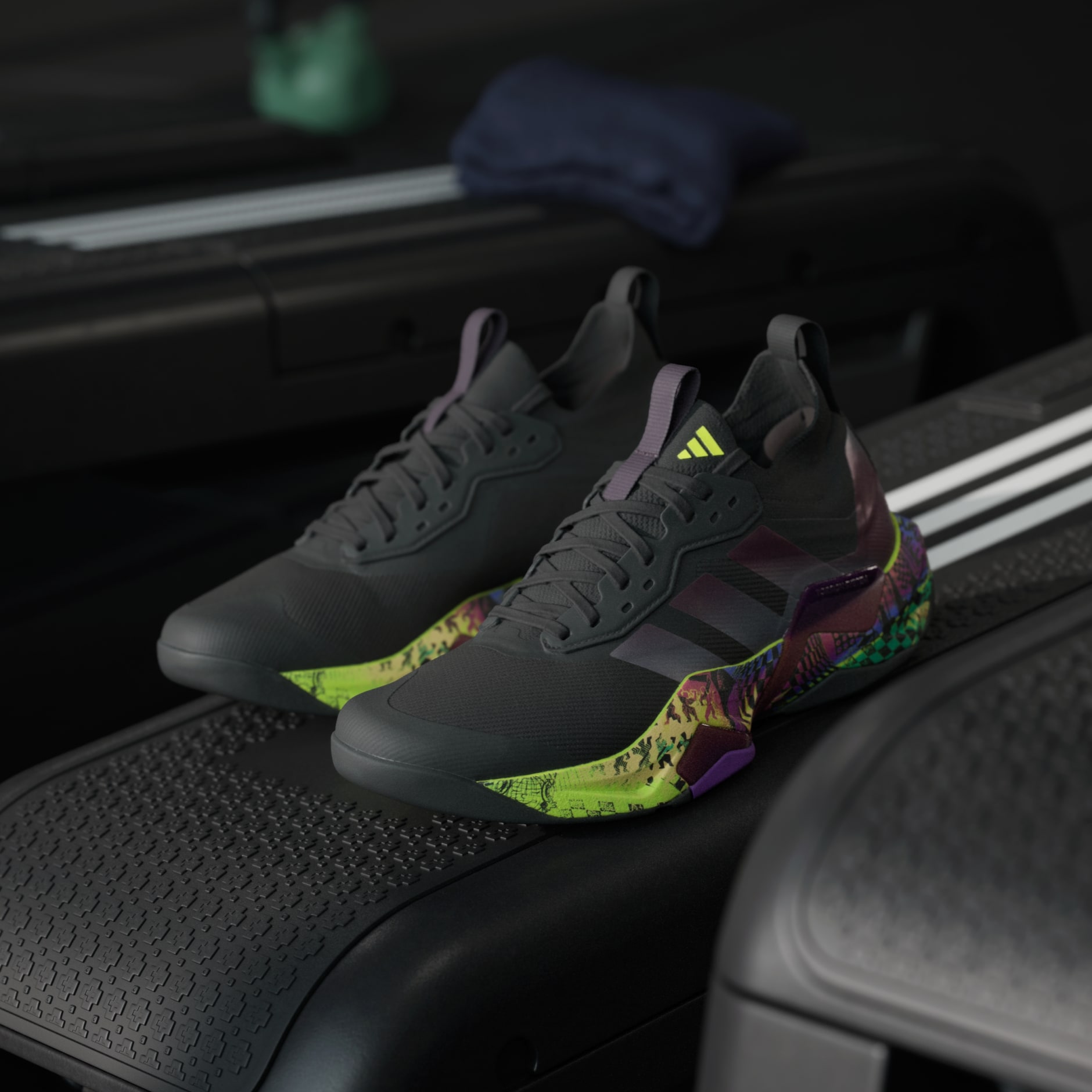 Pantofi sport adidas x Jeremy Scott Rapidmove Adv 2