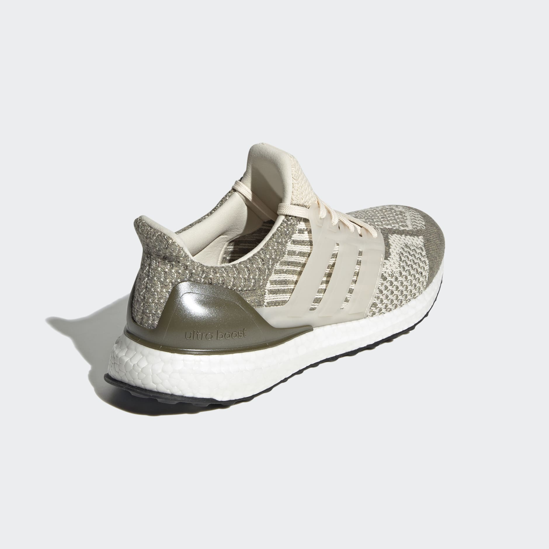 Ultraboost 5.0 DNA Shoes
