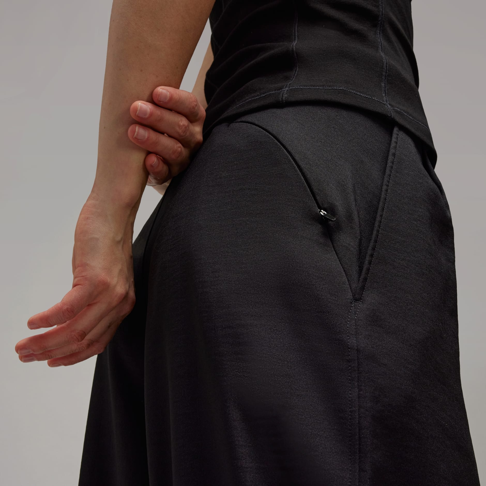ボトムスその他 Y 3 Women Pants JD1759 BLACK adidas Y-3 Sport Uniform Wide Leg Pants - Black | adidas TZ