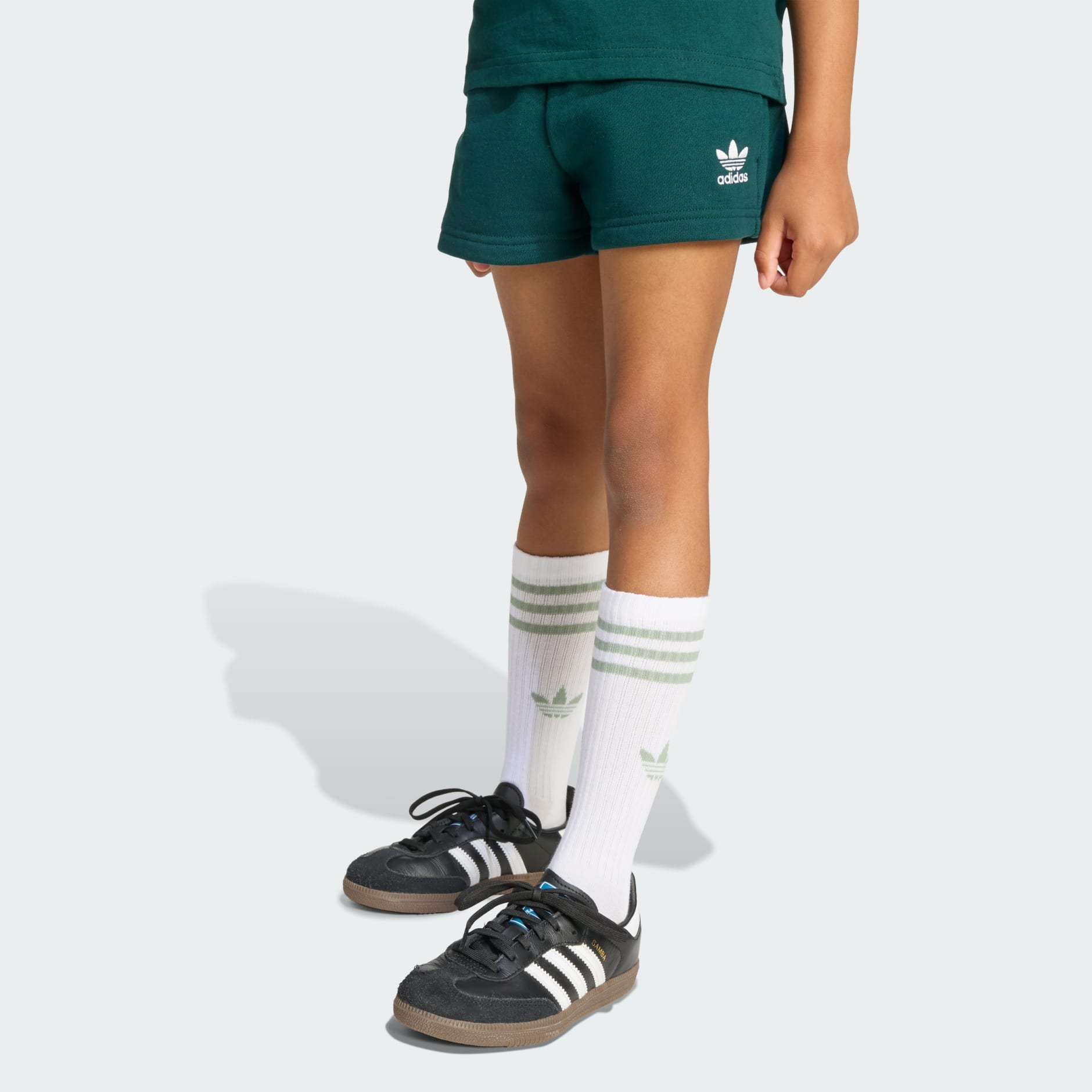 طقم تيشيرت وشورت للأطفال