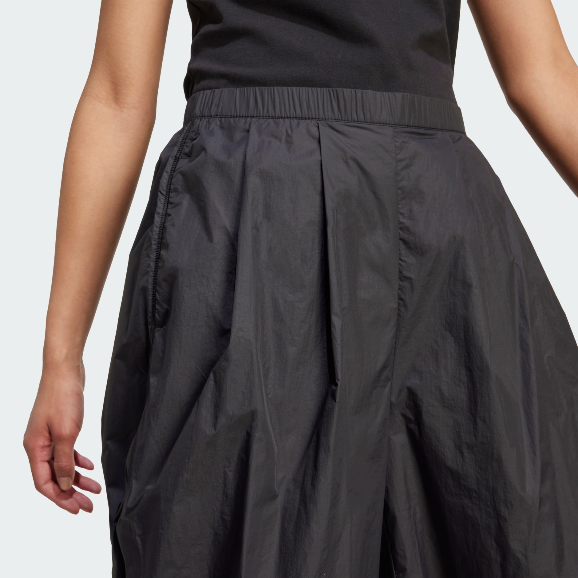 ★adidas★W CITY ESCAPE SUMMER PARACHUTE PANTS★追跡可 CLOTHING - City Escape Summer Parachute Pants - Black