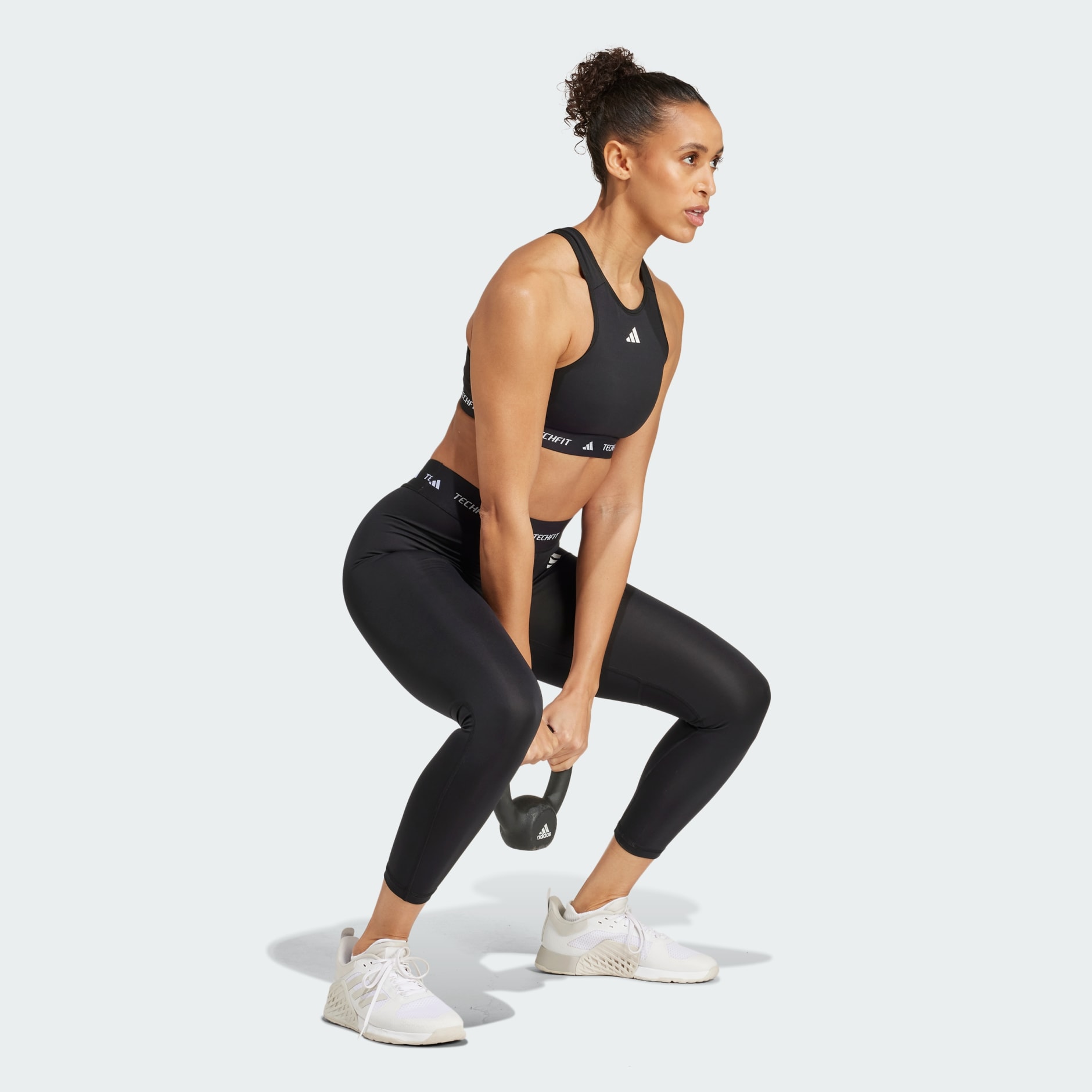 TECHFIT Medium-Support High-Neck Bra
