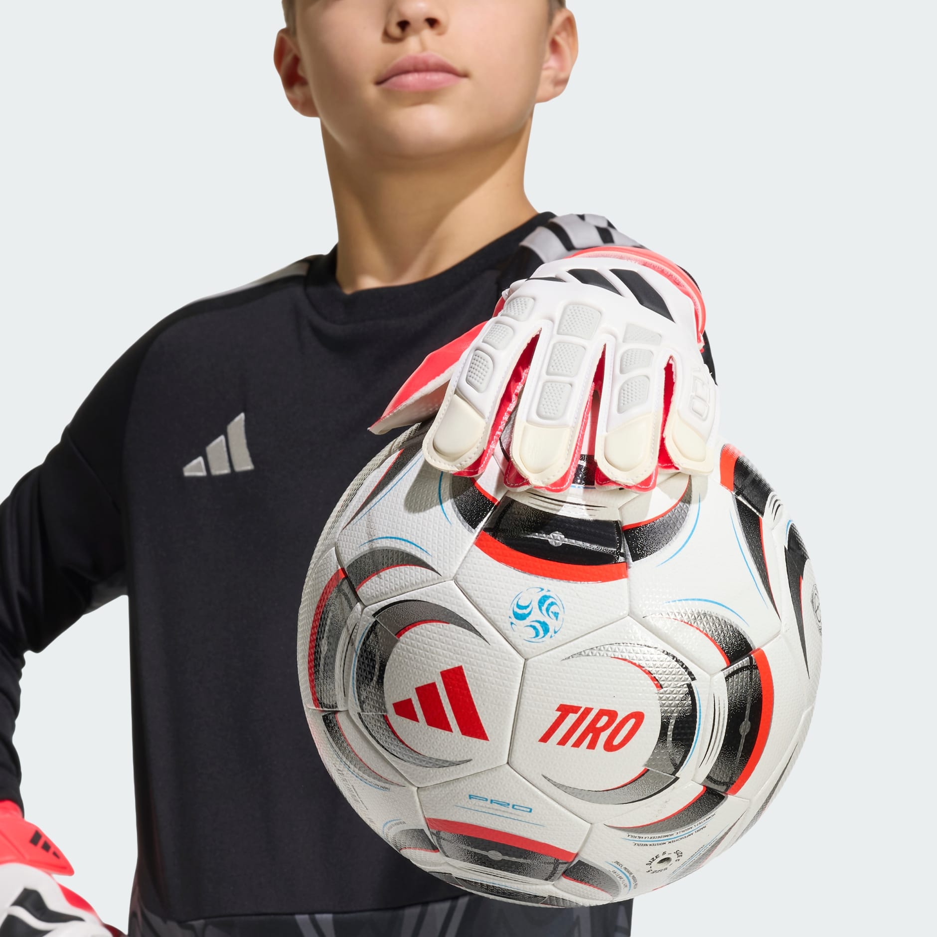 PREDATOR GOALKEEPER GLOVE TRAINING JUNIOR