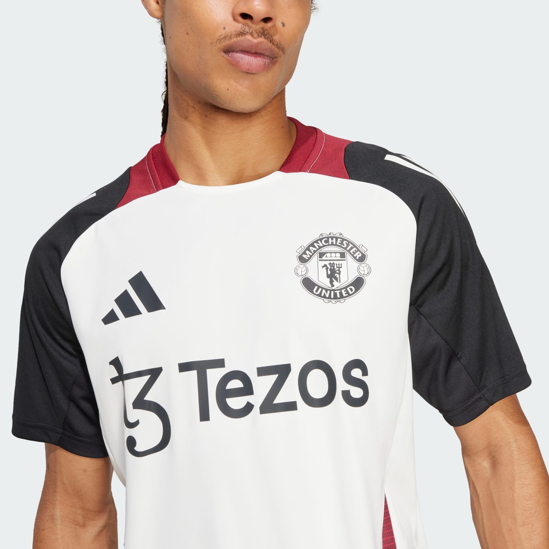 Manchester United Tiro 24 Training Jersey