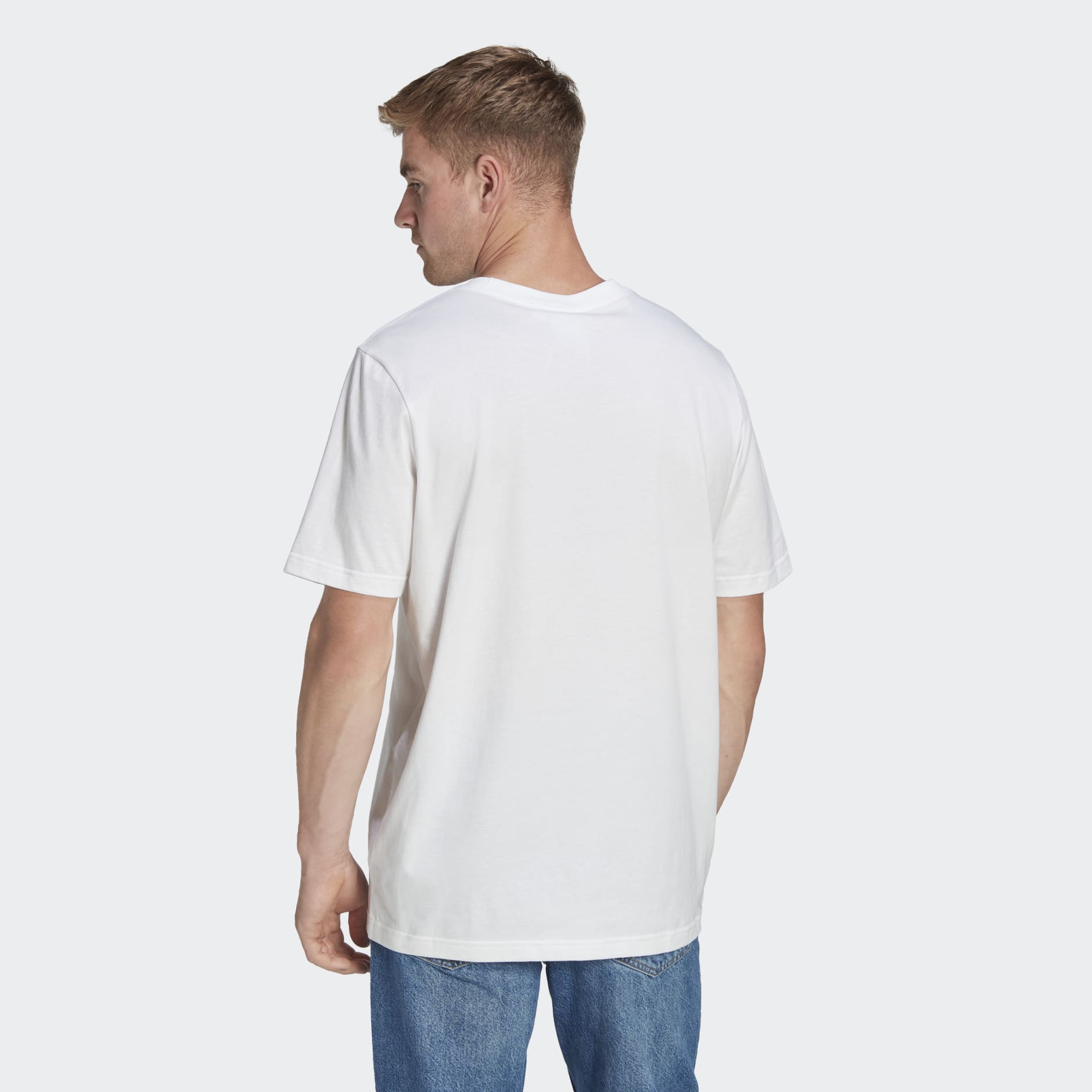 Real Madrid Essentials Trefoil Tee