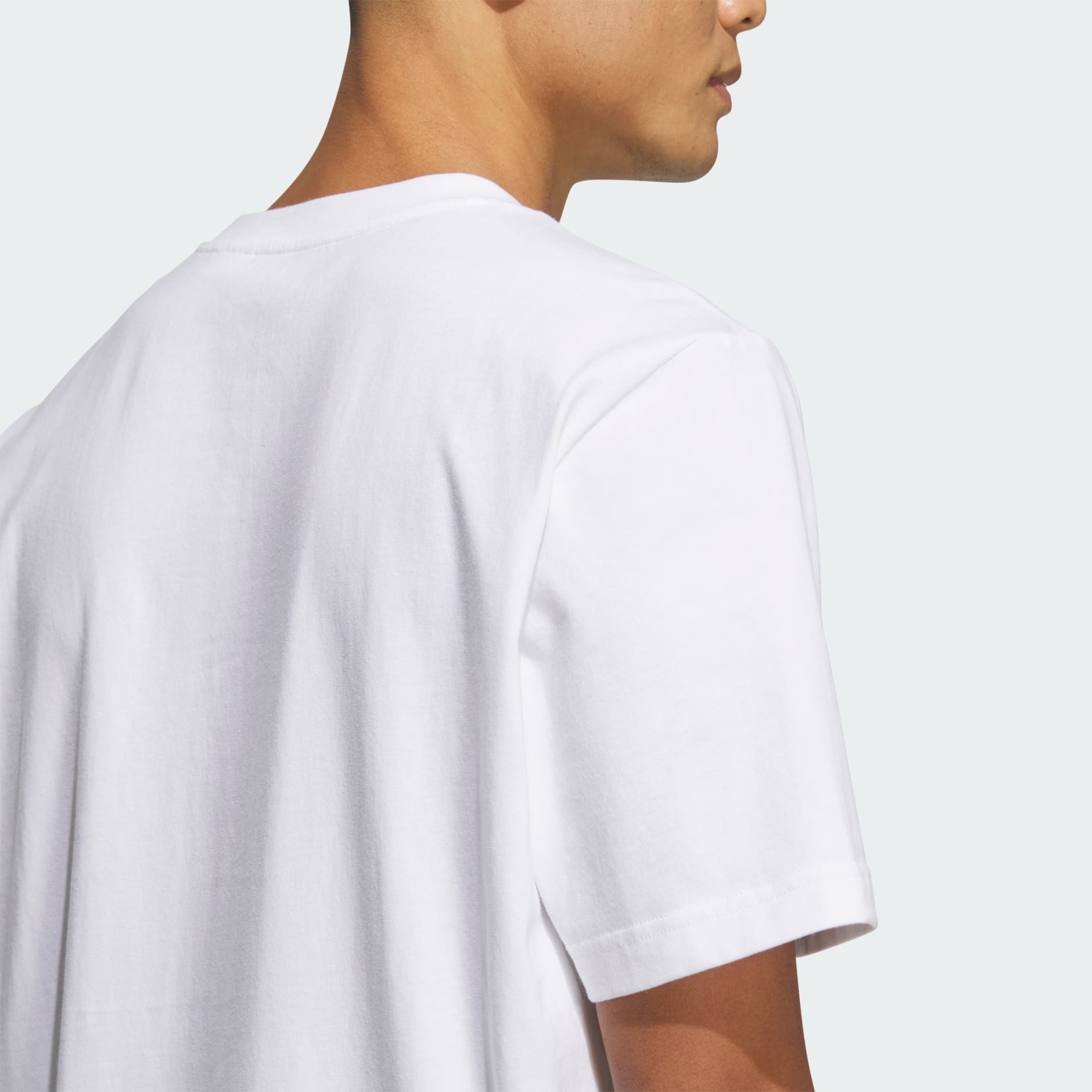 Sportswear 迷彩短袖 T 裇