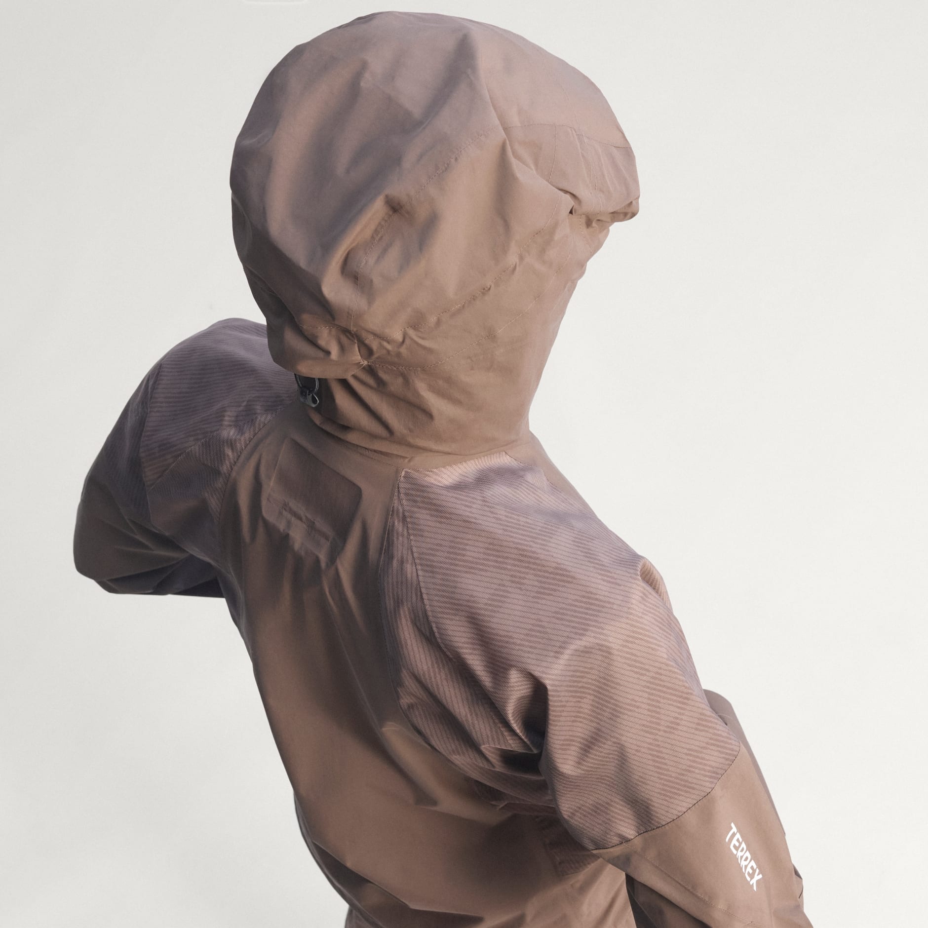 Jakna Terrex Xperior 2.5 Layer Hybrid PRIMEKNIT CLIMAPROOF