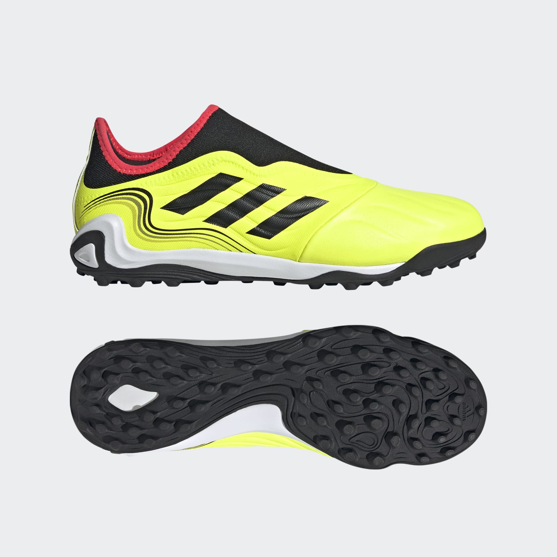 Guayos Copa Sense.3 Sin Cordones Pasto Sintético