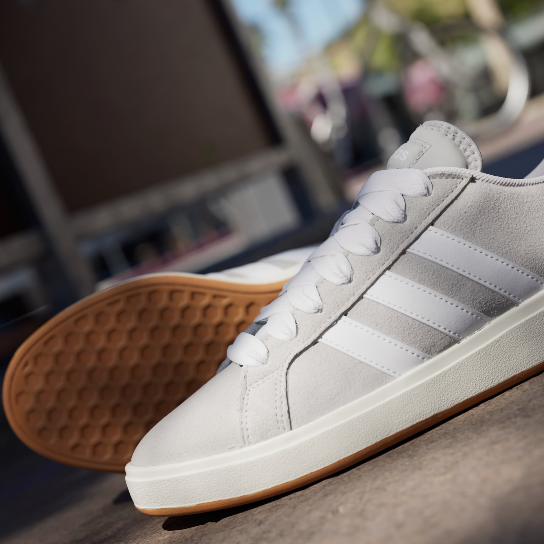 Shoes - Grand Court Base 00s Shoes - Grey | adidas Oman