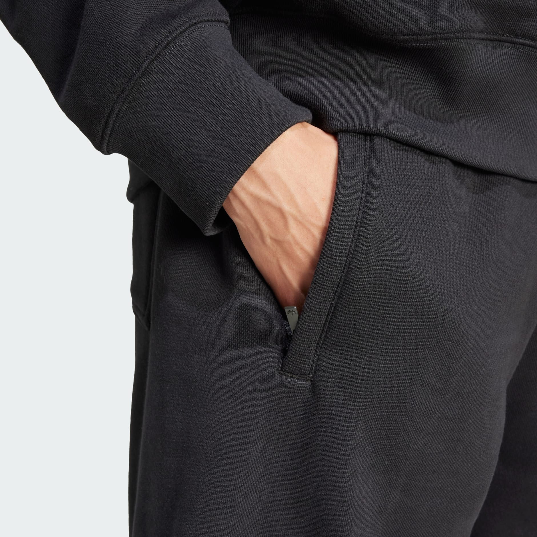 Adicolor Outline Trefoil Shorts