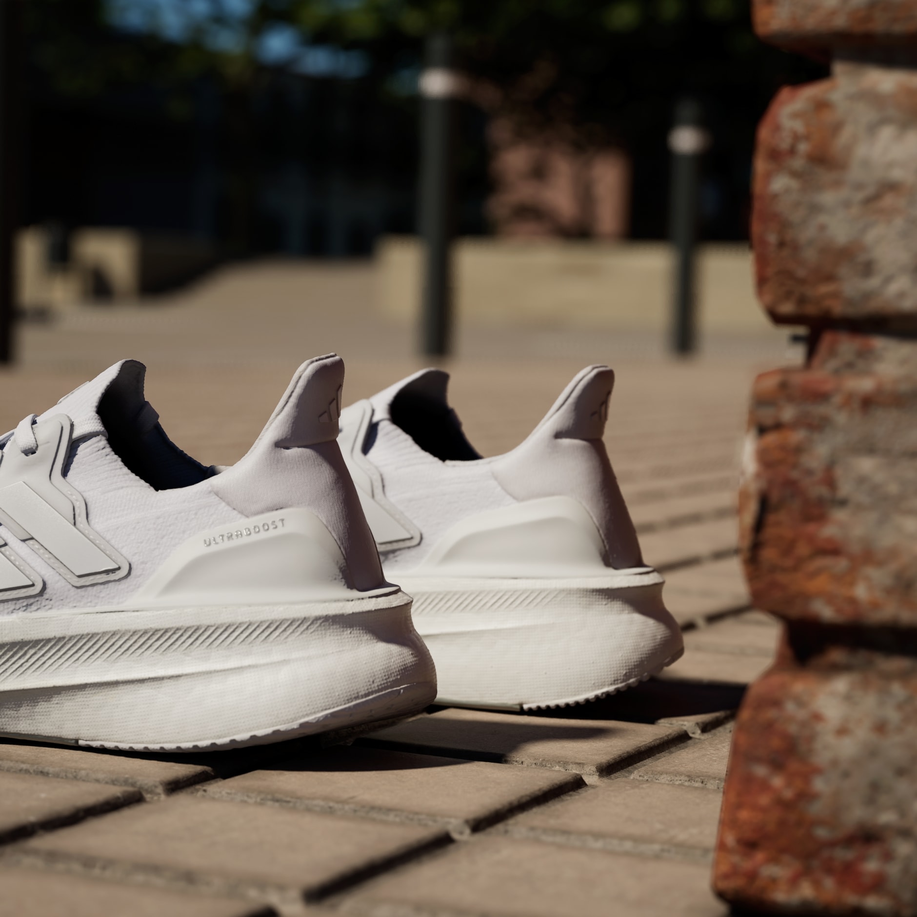 Adidas ultra boost 9.5 white feminino hotsell