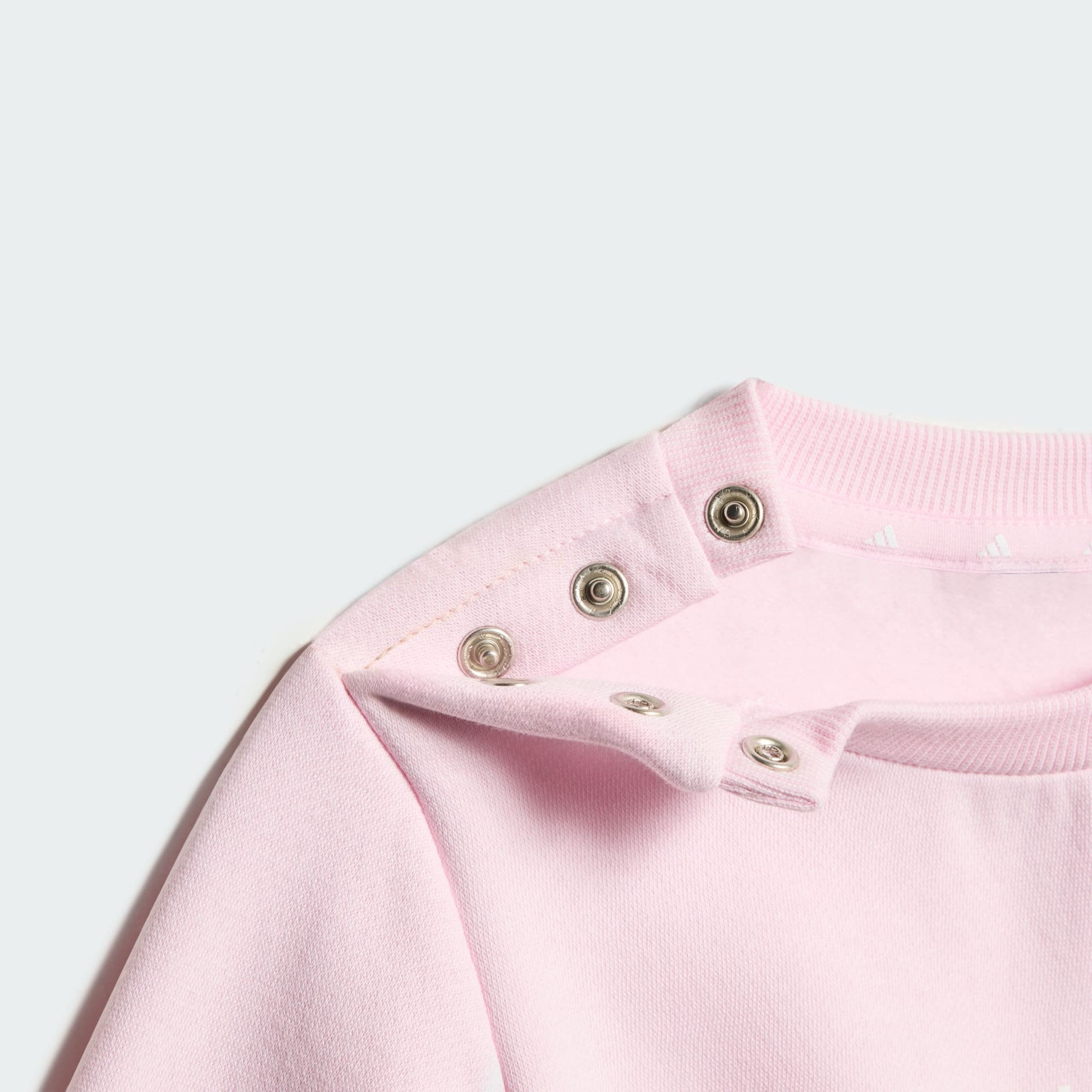 Dječji komplet sa sportskim hlačama Essentials