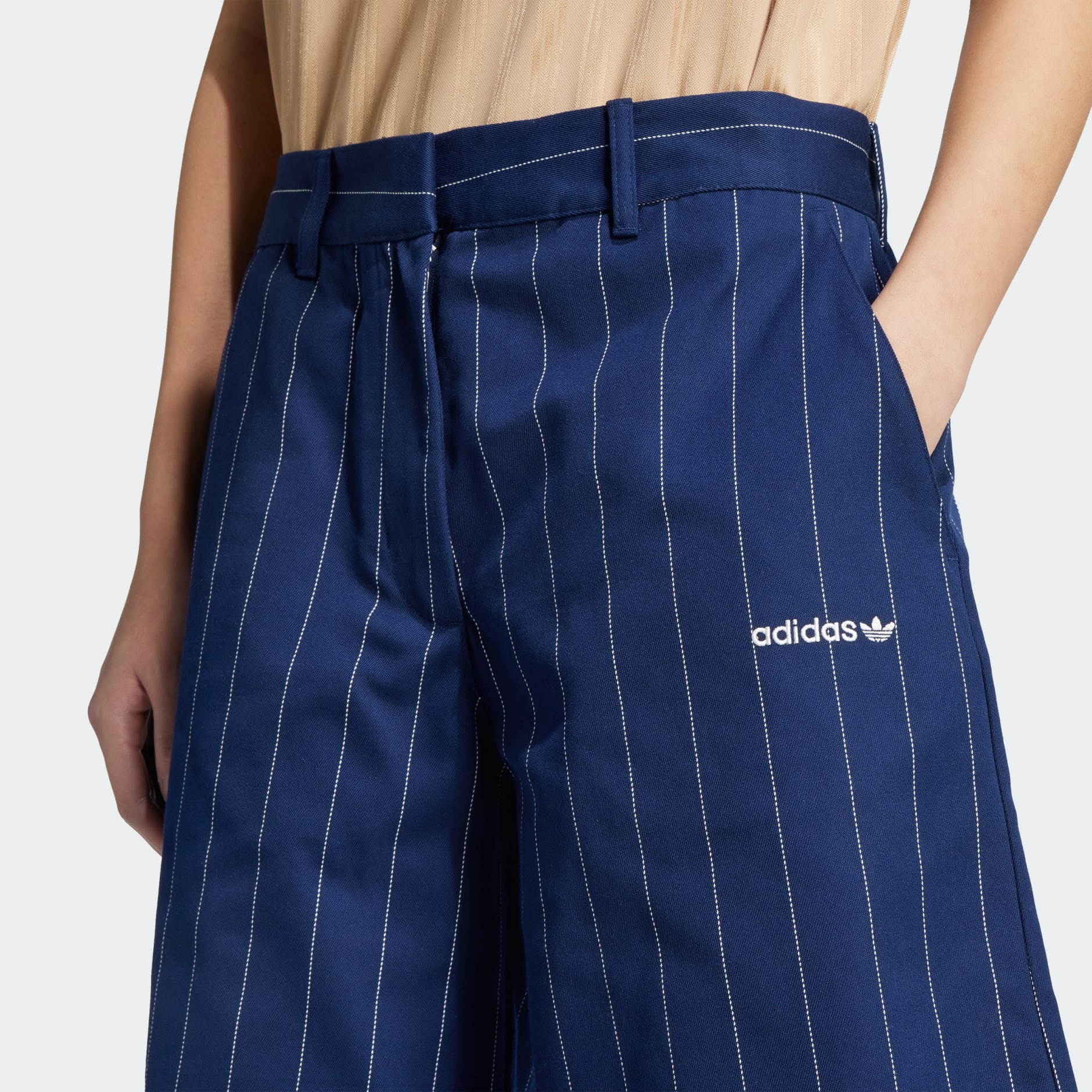 【ADIDAS】Pinstripe Bermuda Shorts JC7683 adidas Originals Pinstripe Women's Shorts Blue JC7683