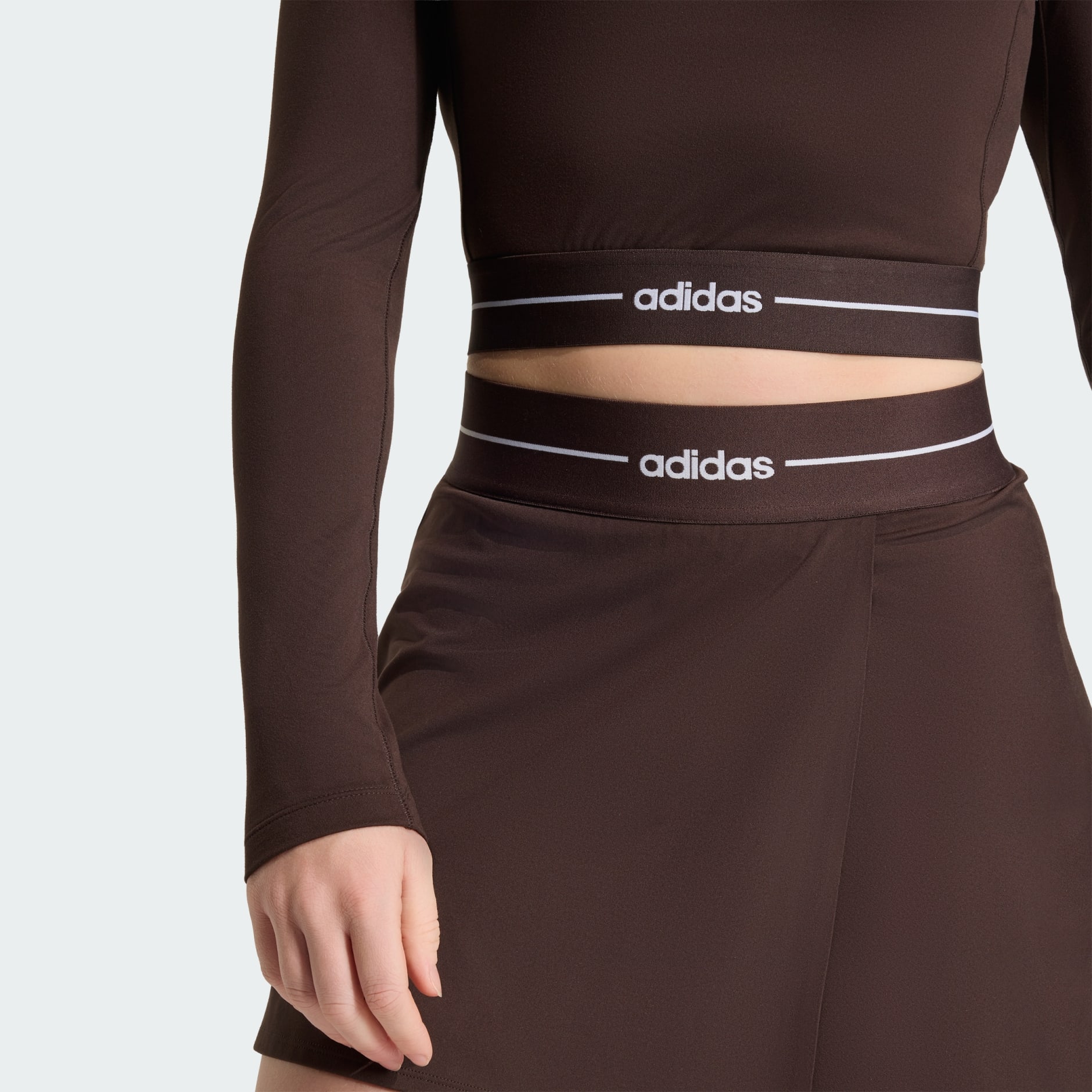 Tricou Hyperglam scurt cu m&acirc;necă lungă