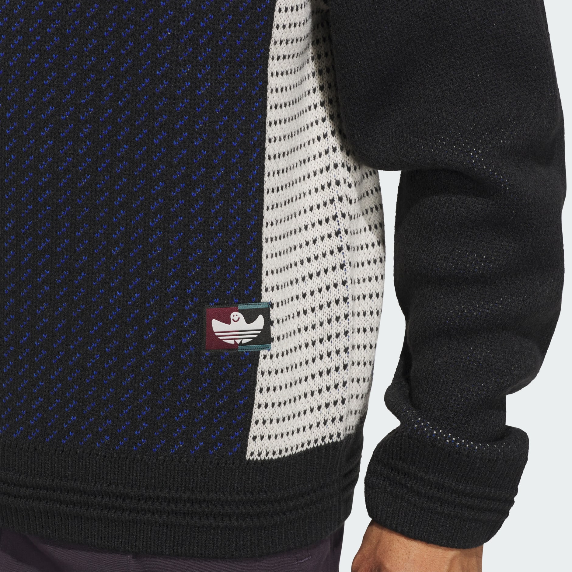 Pulover tricotat Shmoofoil cu guler rotund