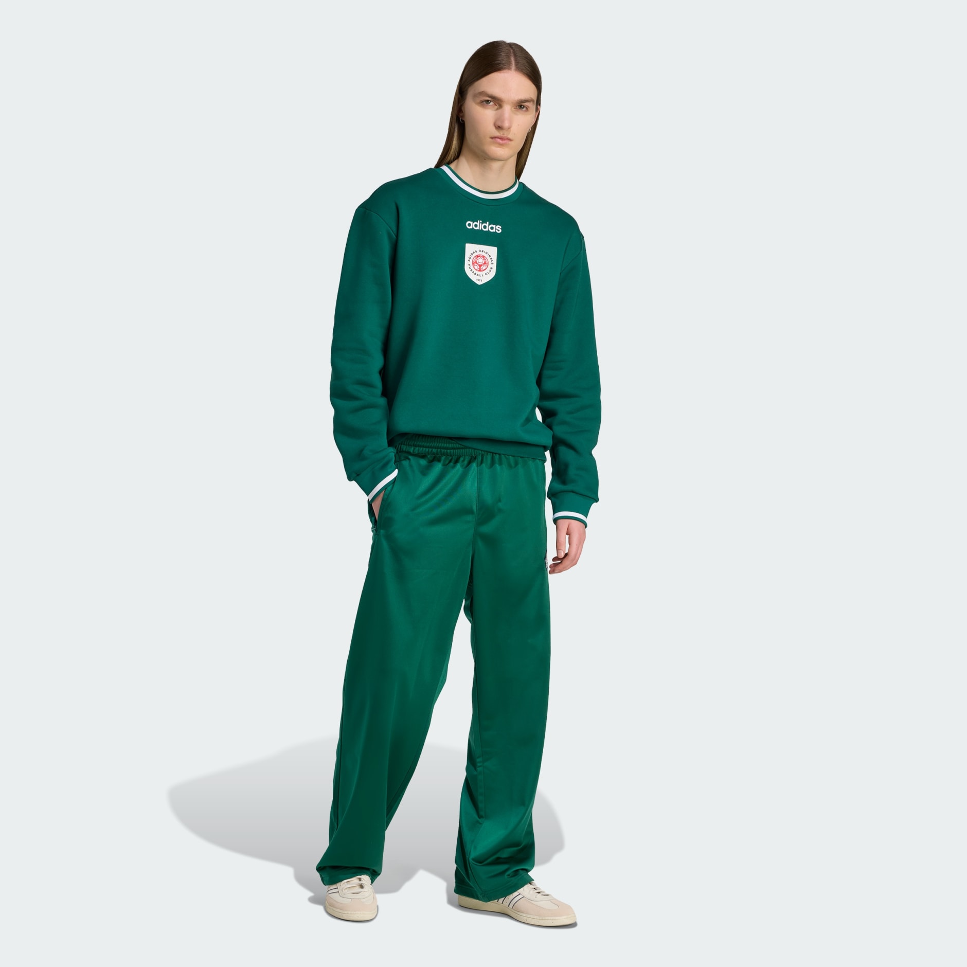 Badge Crewneck Sweatshirt