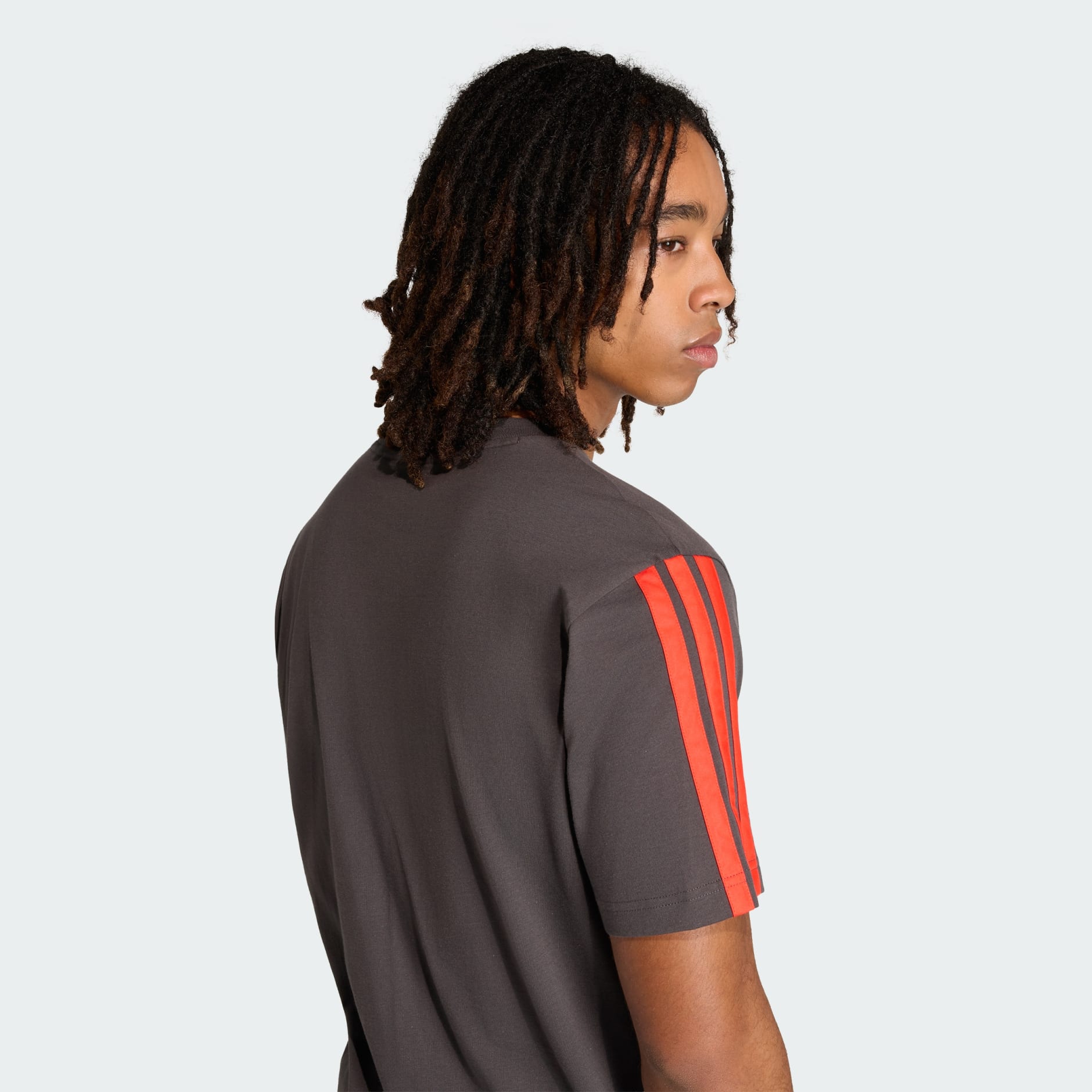 TRICOU CU M&Acirc;NECĂ SCURTĂ AUDI FORMULA ONE TEAM DNA