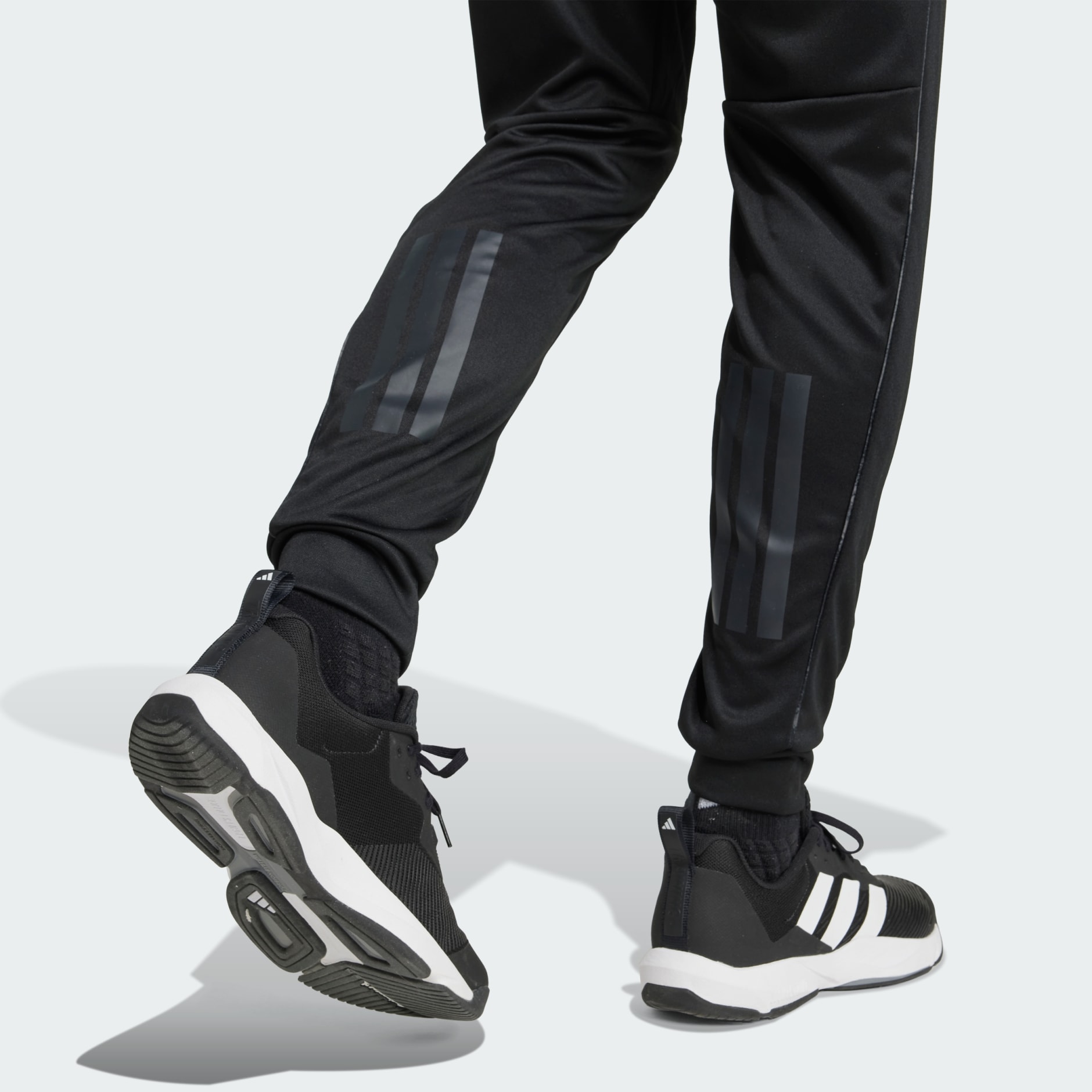 بنطال Train Essentials الموسمي