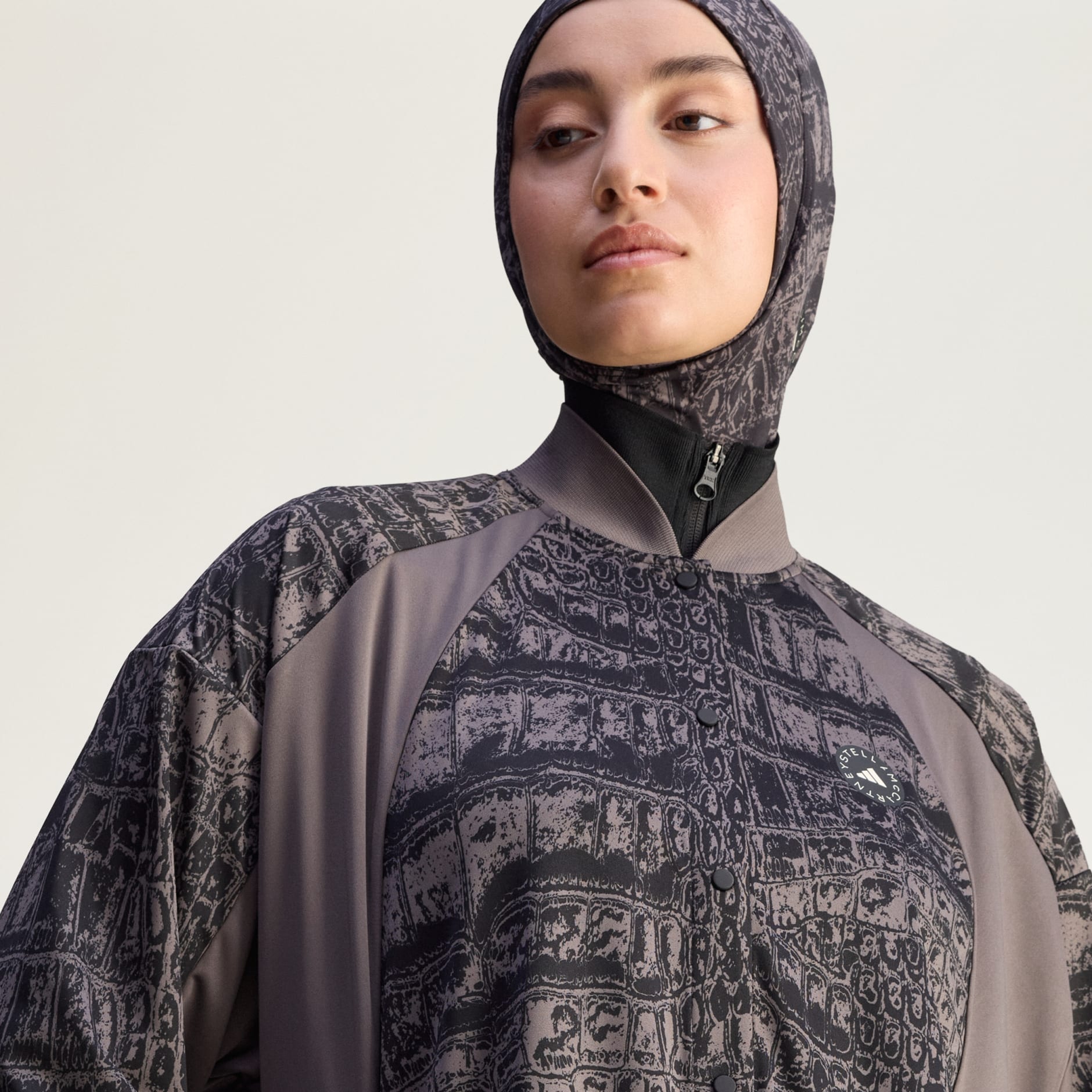 غطاء أديداس من Stella McCartney