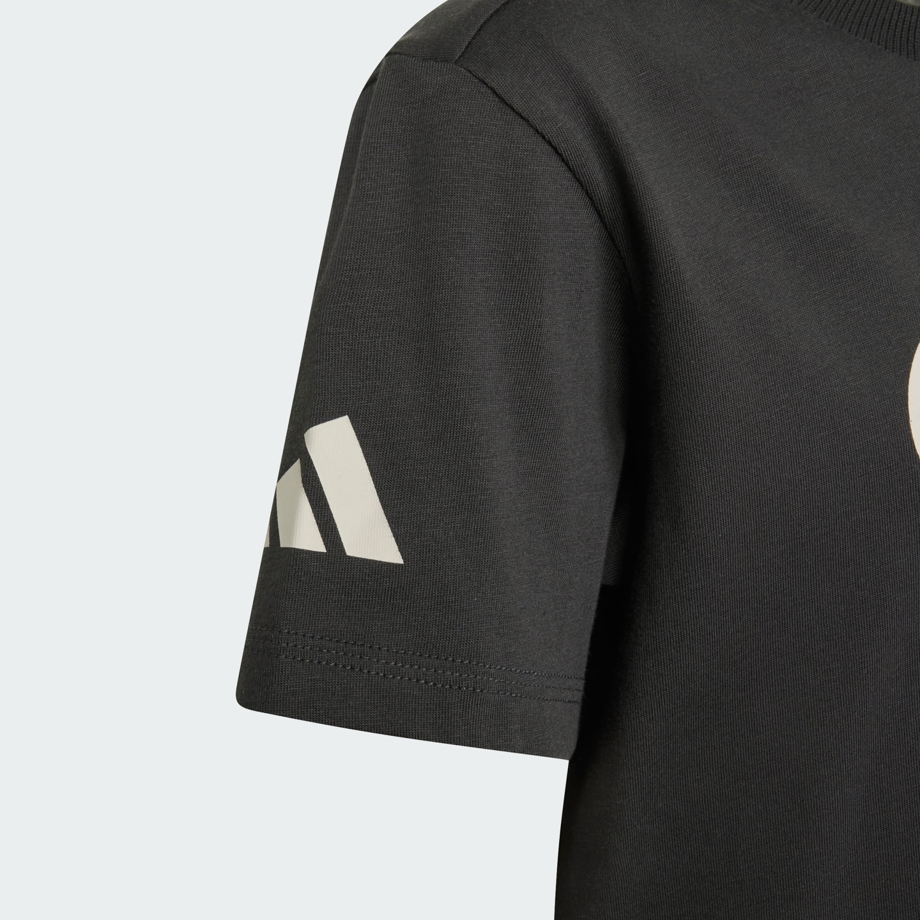 MAJICA S GRAFIČKIM MOTIVIMA AUDI REVOLUT F1 TEAM DNA