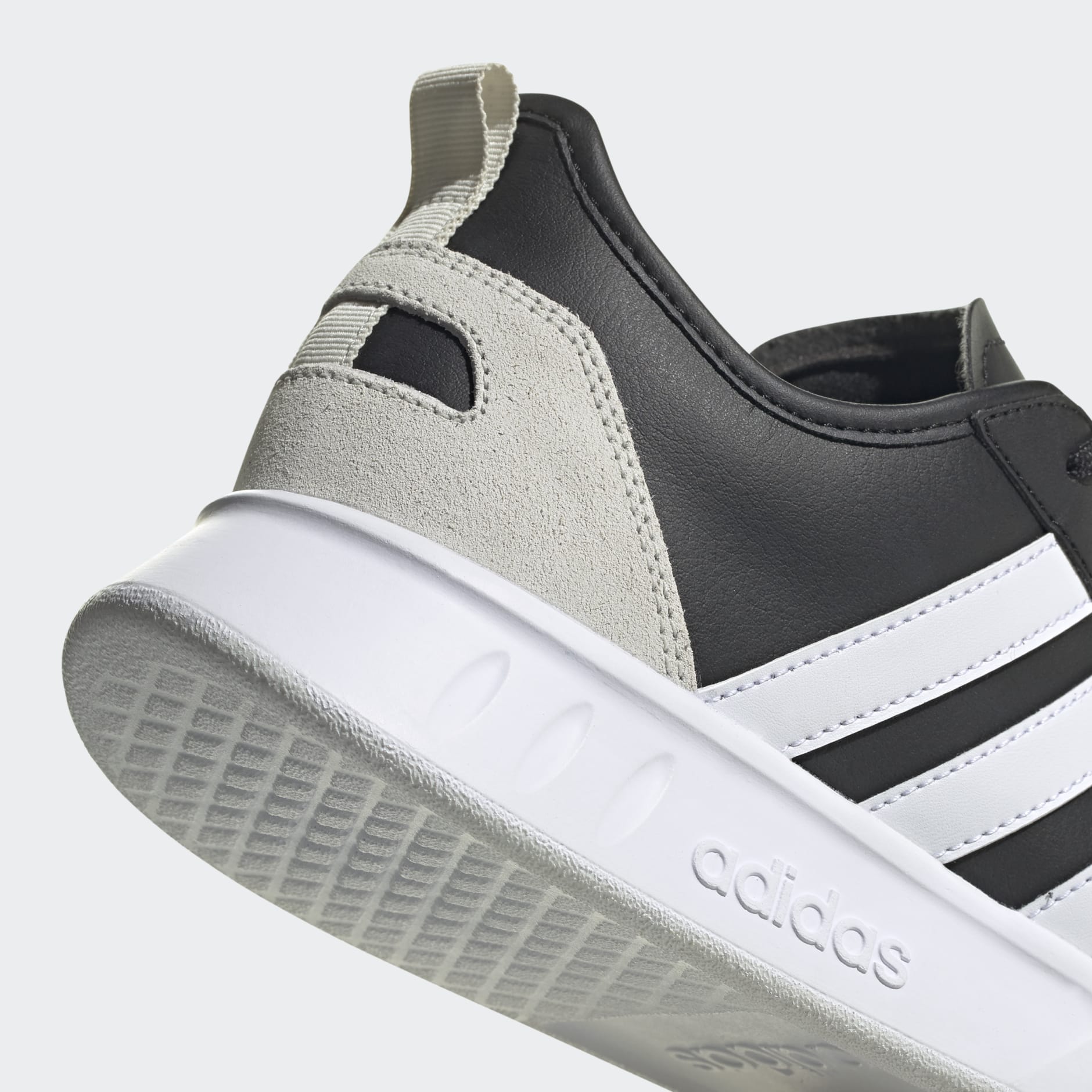 Court 80s Shoes