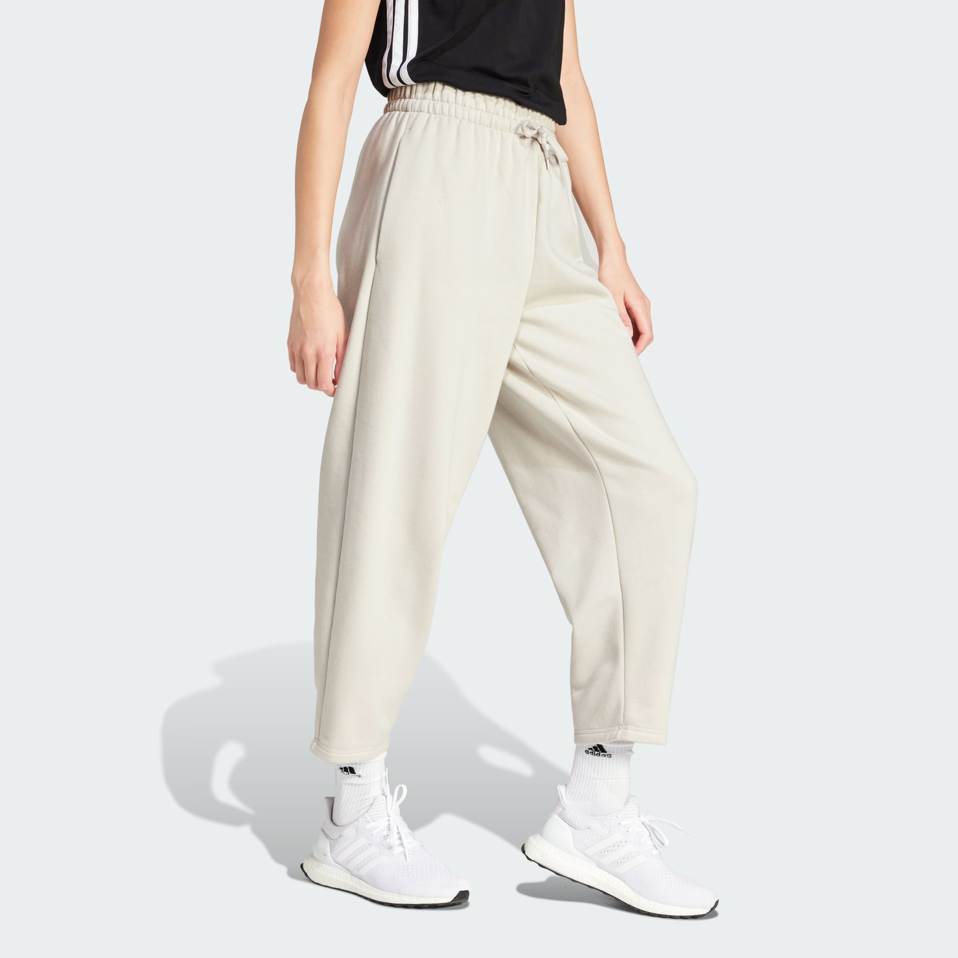 Pantaloni barrel Essentials din l&acirc;nă fleece cu logo contemporan