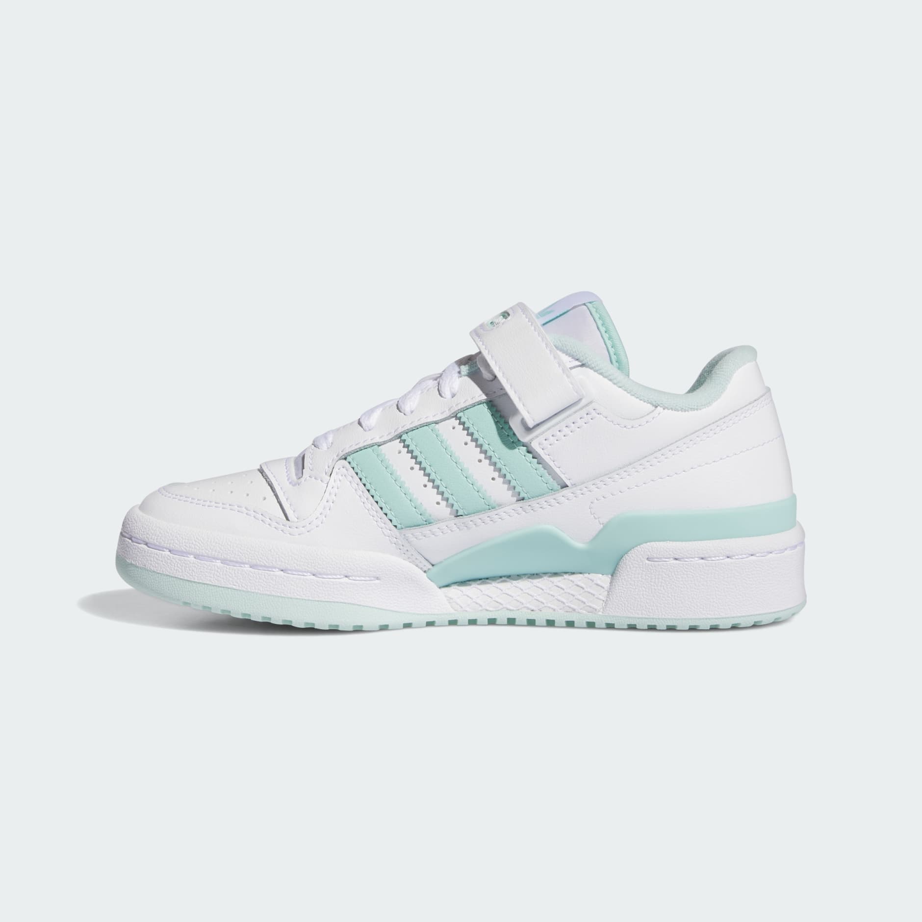 Pantofi sport cu car&acirc;mb jos Forum