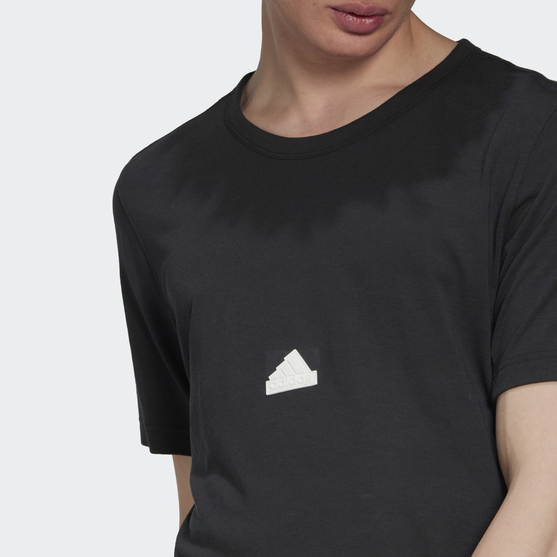 Camiseta Chest Logo