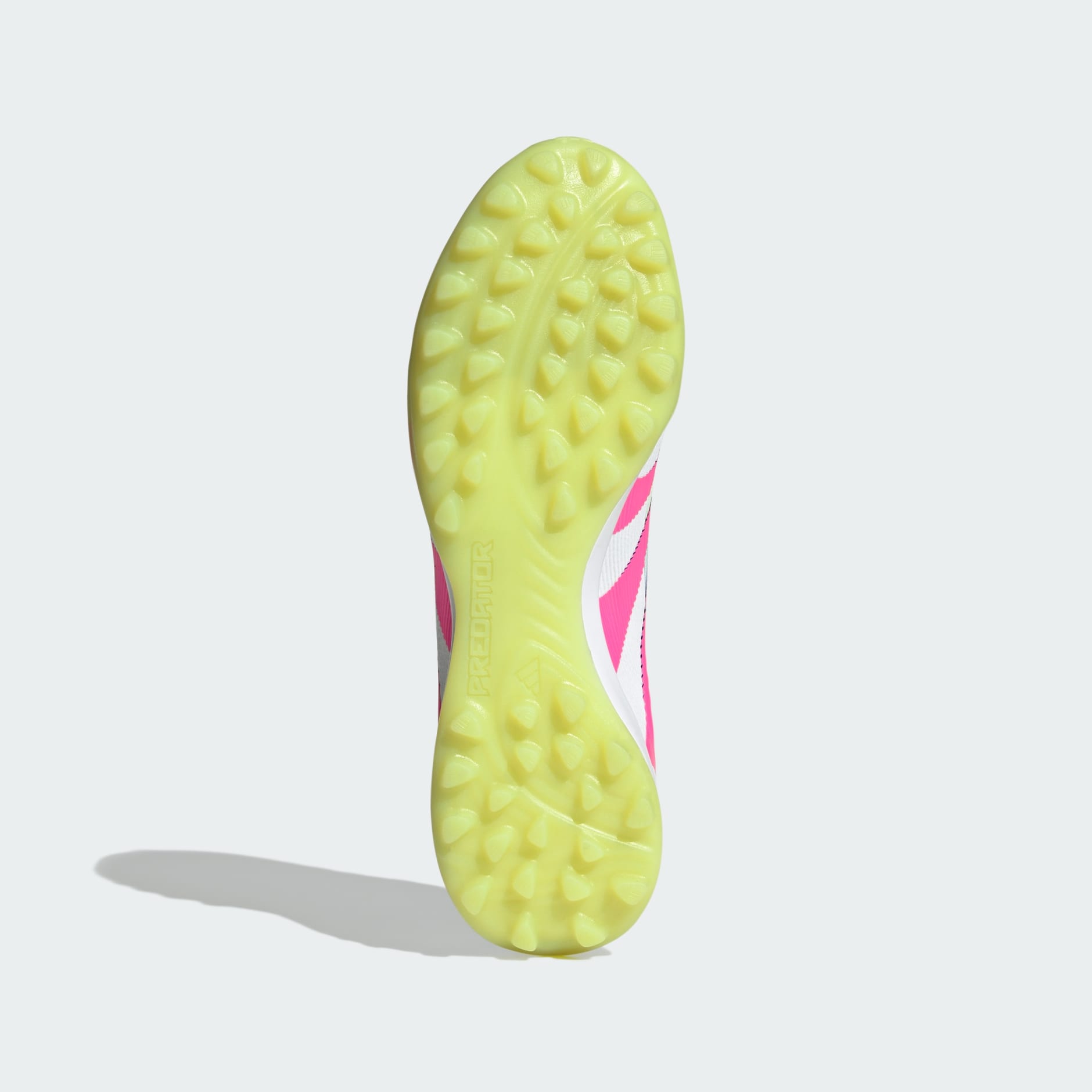 Guayos Predator Pro C&eacute;sped Artificial