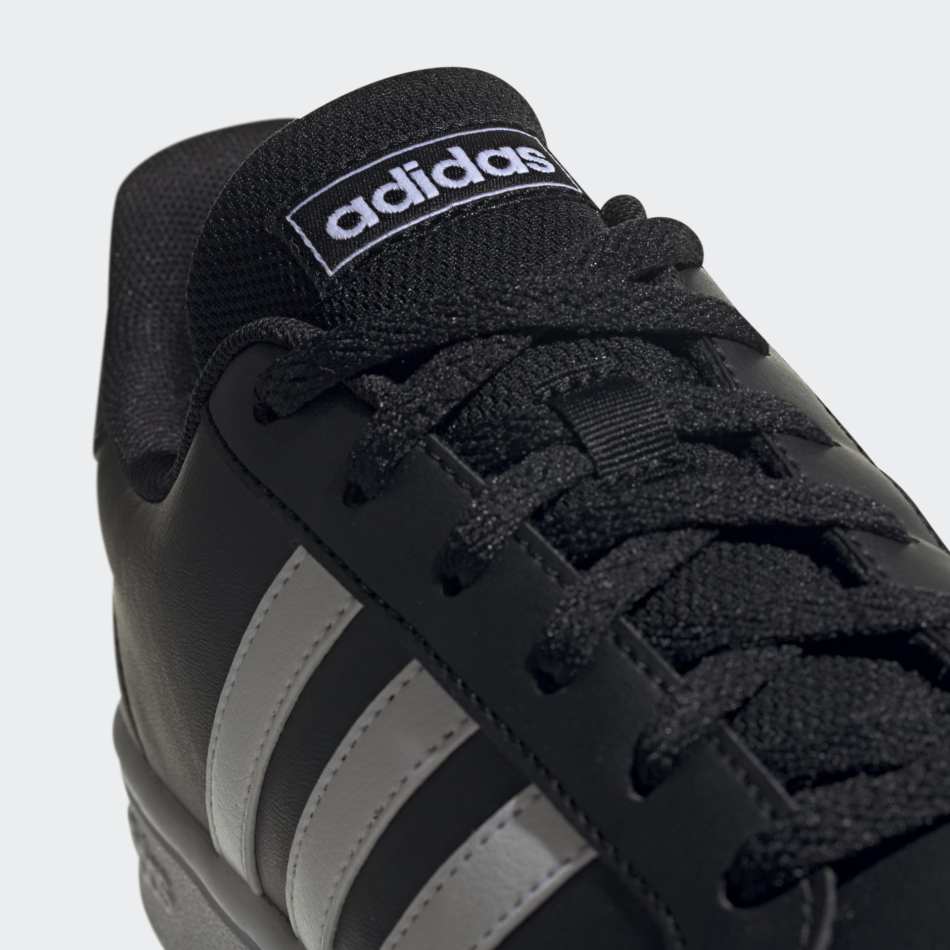 Grand Court Base Shoes