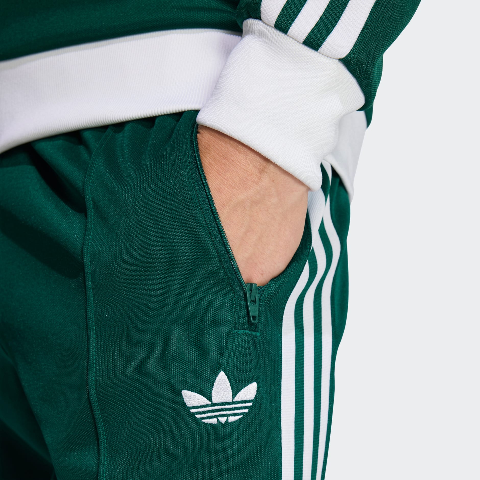 PANTALONI DE TRENING CLASICI