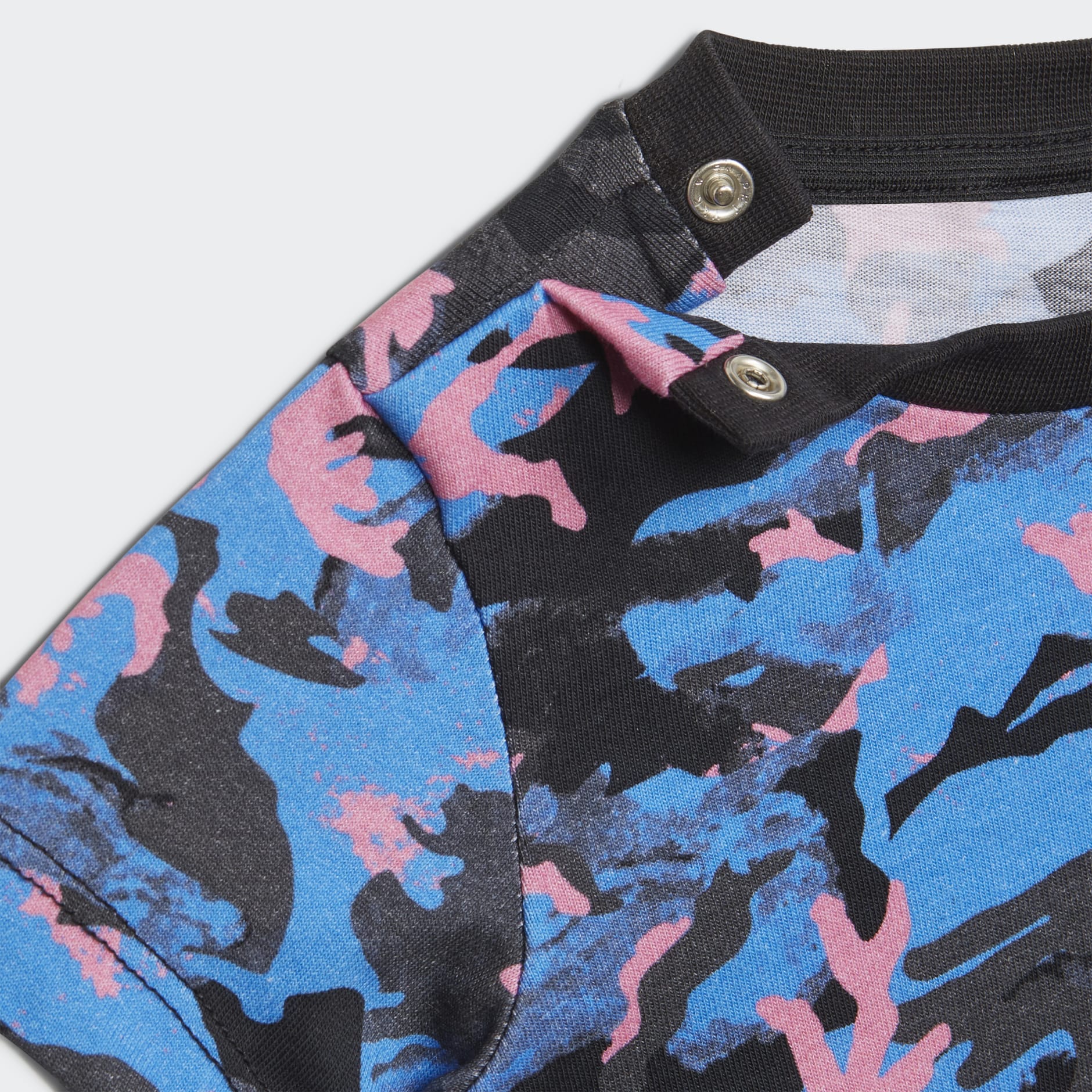 Allover Print Camo Tee