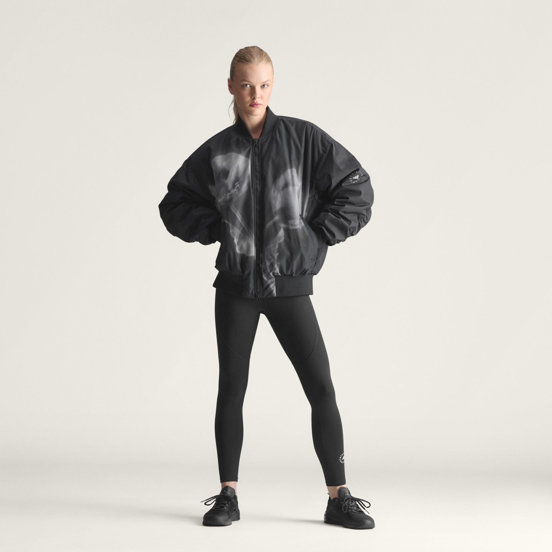 Jachetă de aviator adidas by Stella McCartney din țesătură, cu imprimeu