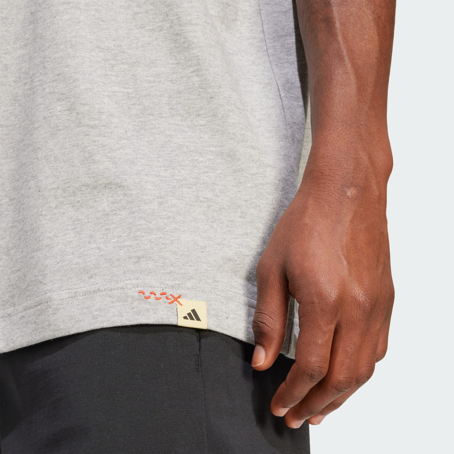 camiseta Graphic Doodle Hunt Skate