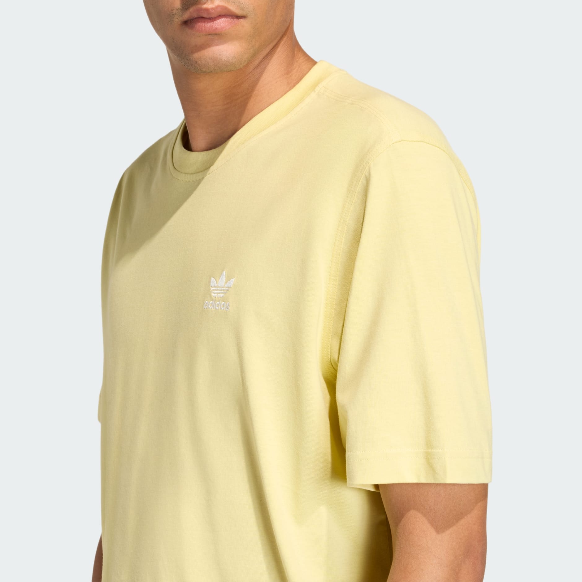 TRICOU LEJER CU M&Acirc;NECĂ SCURTĂ ESSENTIAL