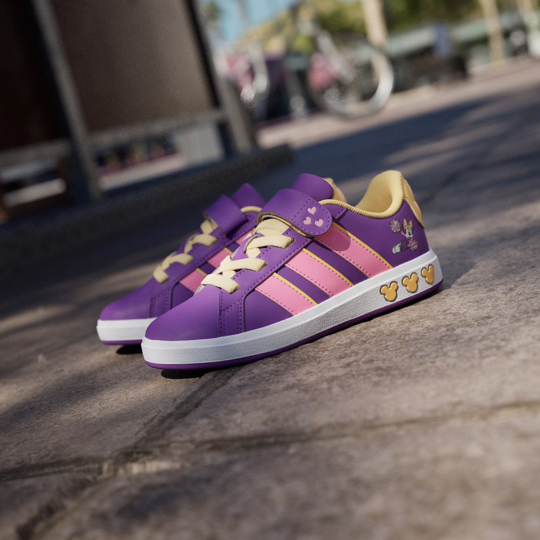 Chaussure adidas Disney Minnie Mouse Grand Court