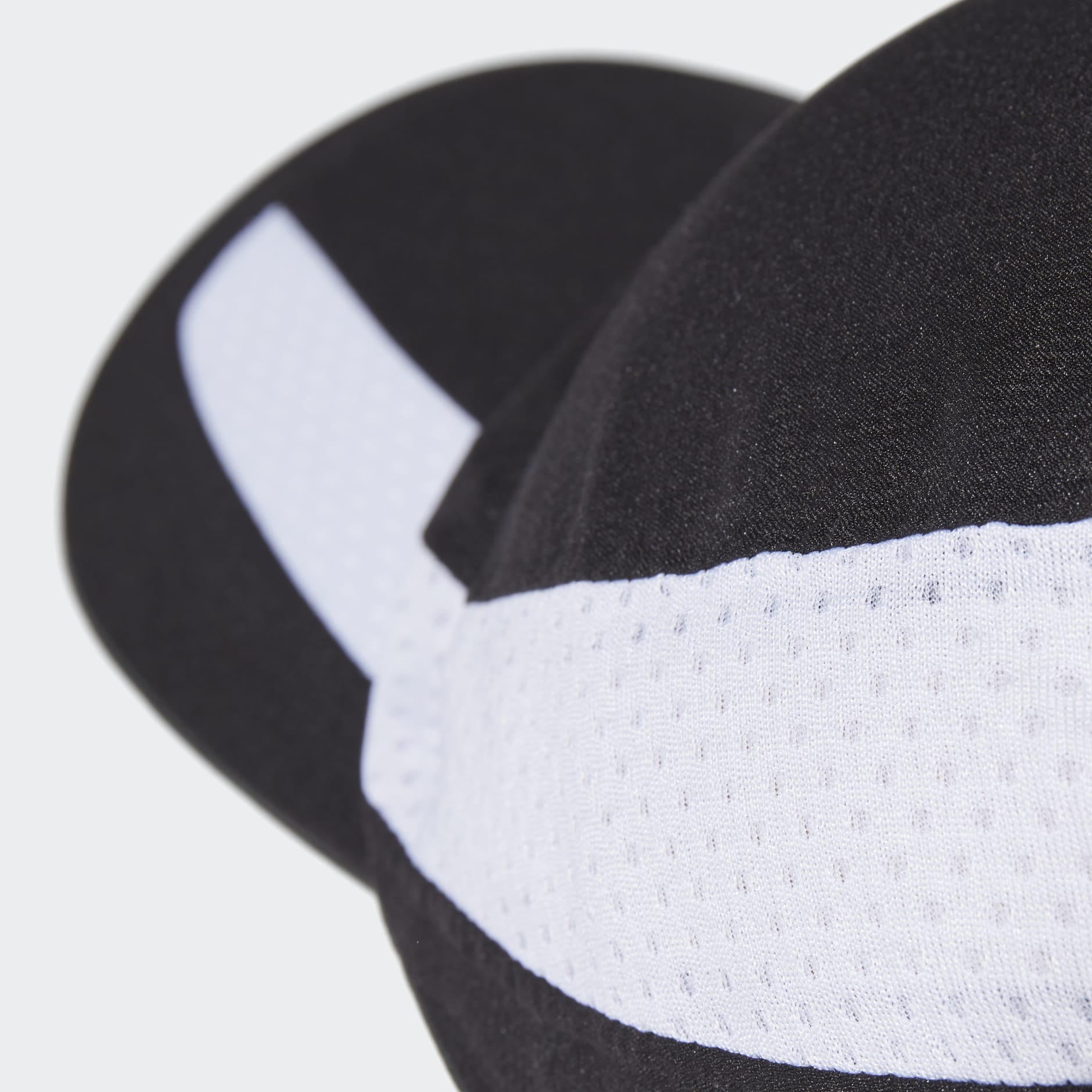 AEROREADY Retro Tech Reflective Runner Cap