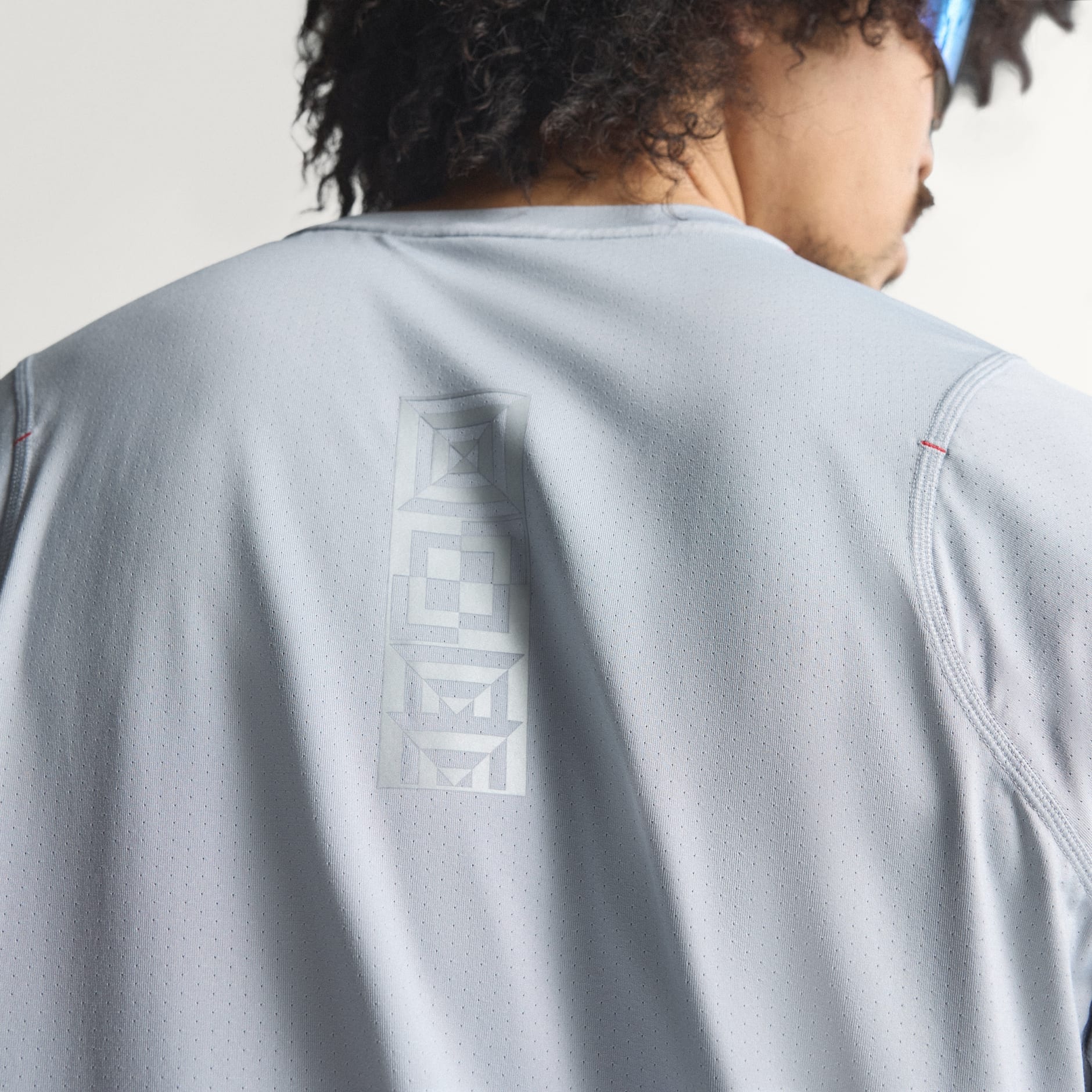 Adizero Ekiden 跑步 T 裇